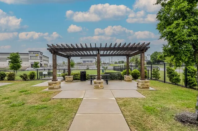 Townhouse For Rent in Dallas County , 2728 Baneberry Lane, Mesquite, Texas 75150, 3 Bedroom, 3 Bathroom, 2 Garage spaces, 1,484 Sqft, built in 2021, mls#21397948, Real Estate Agent in Mesquite, Homes For Rent in Dallas county, Homes For Rent in Mesquite, Realtor in Mesquite Texas, Real Estate Brokerage Independent Realty Texas, Luminita Cordes Realtor