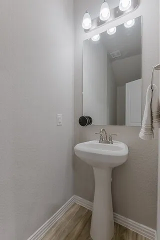 Townhouse For Rent in Dallas County , 2728 Baneberry Lane, Mesquite, Texas 75150, 3 Bedroom, 3 Bathroom, 2 Garage spaces, 1,484 Sqft, built in 2021, mls#21397948, Real Estate Agent in Mesquite, Homes For Rent in Dallas county, Homes For Rent in Mesquite, Realtor in Mesquite Texas, Real Estate Brokerage Independent Realty Texas, Luminita Cordes Realtor