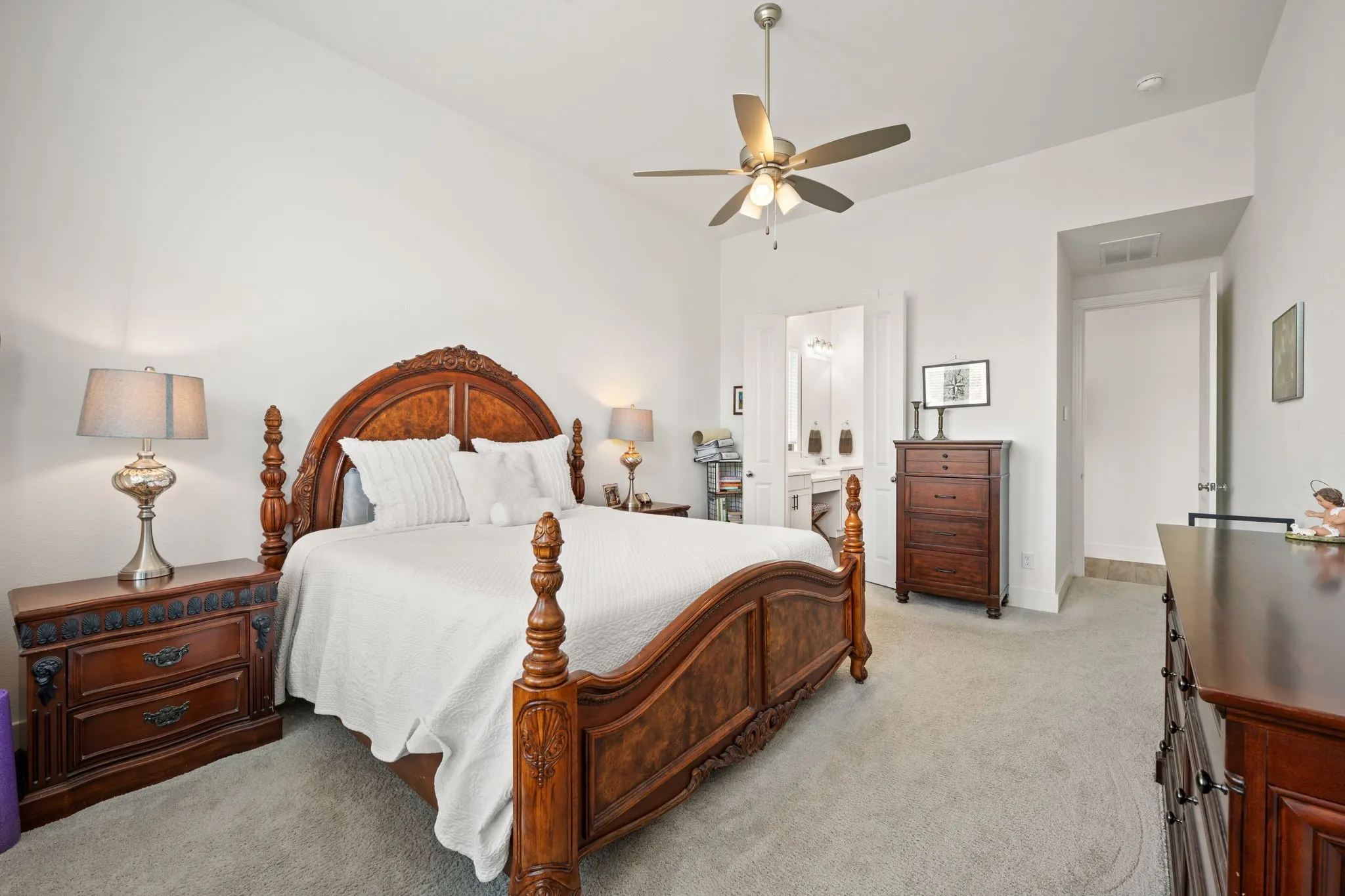 Single Family Residence For Sale in Grayson County , 1912 Mcdougall Creek, Van Alstyne, Texas 75495, 4 Bedroom, 3 Bathroom, 2 Garage spaces, 2,305 Sqft, built in 2021, mls#21398962, Real Estate Agent in Van Alstyne, Homes For Sale in Grayson county, Homes For Sale in Van Alstyne, Realtor in Van Alstyne Texas, Real Estate Brokerage Independent Realty Texas, Luminita Cordes Realtor