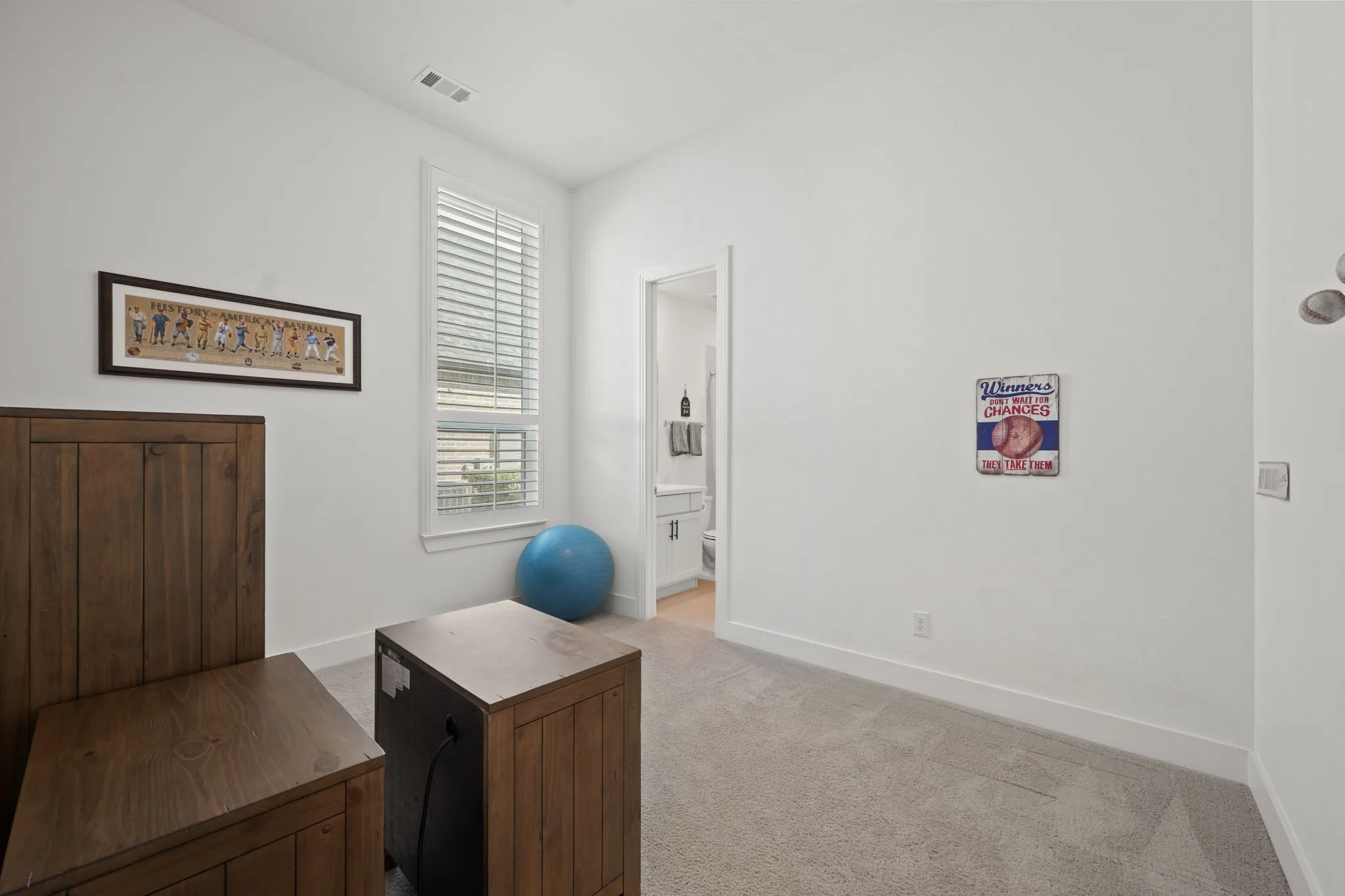 Single Family Residence For Sale in Grayson County , 1912 Mcdougall Creek, Van Alstyne, Texas 75495, 4 Bedroom, 3 Bathroom, 2 Garage spaces, 2,305 Sqft, built in 2021, mls#21398962, Real Estate Agent in Van Alstyne, Homes For Sale in Grayson county, Homes For Sale in Van Alstyne, Realtor in Van Alstyne Texas, Real Estate Brokerage Independent Realty Texas, Luminita Cordes Realtor