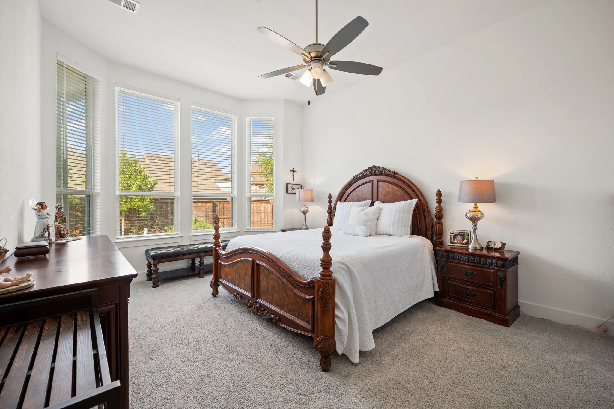 Single Family Residence For Sale in Grayson County , 1912 Mcdougall Creek, Van Alstyne, Texas 75495, 4 Bedroom, 3 Bathroom, 2 Garage spaces, 2,305 Sqft, built in 2021, mls#21398962, Real Estate Agent in Van Alstyne, Homes For Sale in Grayson county, Homes For Sale in Van Alstyne, Realtor in Van Alstyne Texas, Real Estate Brokerage Independent Realty Texas, Luminita Cordes Realtor
