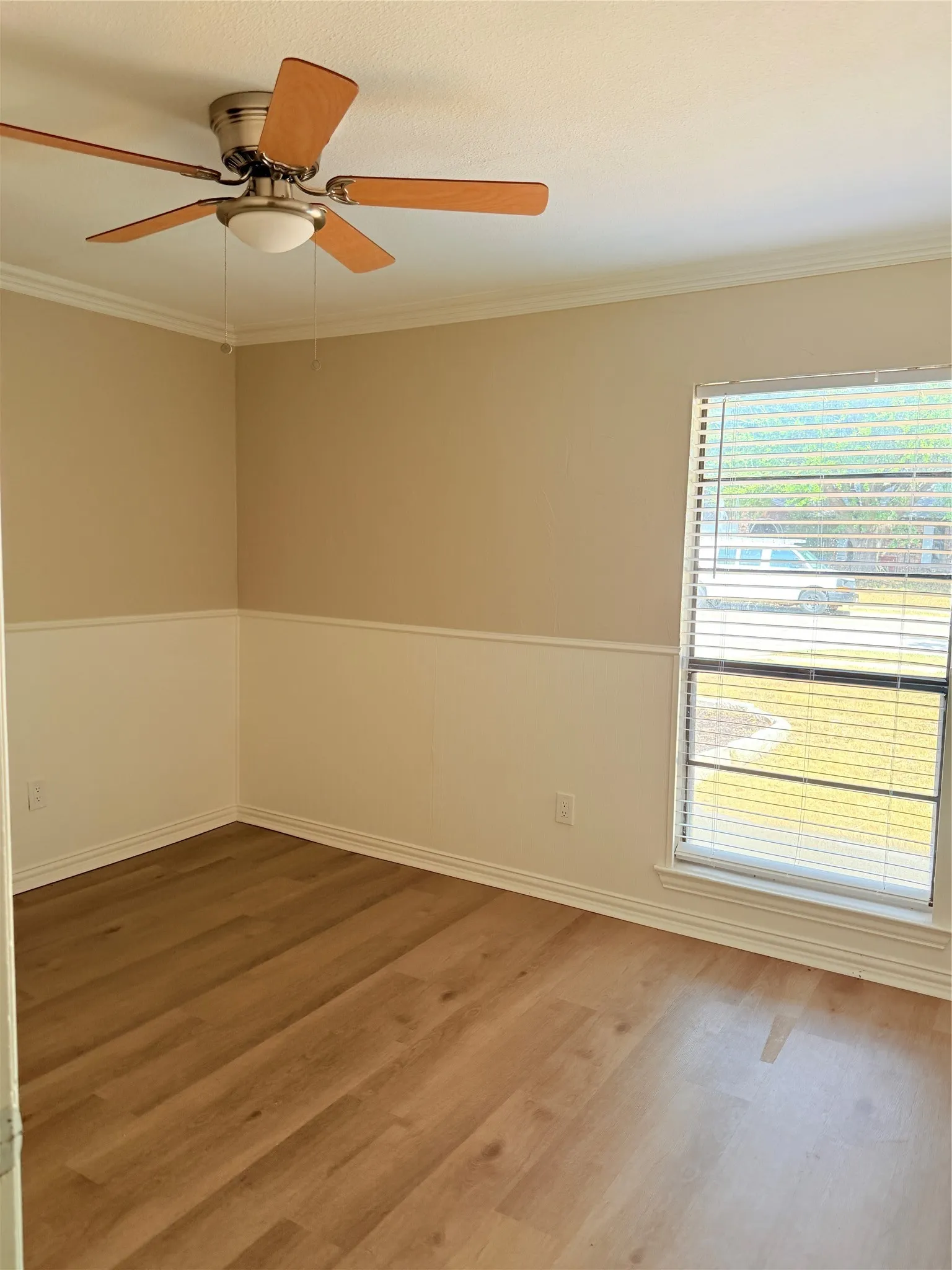 Single Family Residence For Rent in Collin County , 558 Ridgemont Drive, Allen, Texas 75002, 3 Bedroom, 2 Bathroom, Garage spaces, 1,708 Sqft, built in 1977, mls#21398627, Real Estate Agent in Allen, Homes For Rent in Collin county, Homes For Rent in Allen, Realtor in Allen Texas, Real Estate Brokerage Independent Realty Texas, Luminita Cordes Realtor