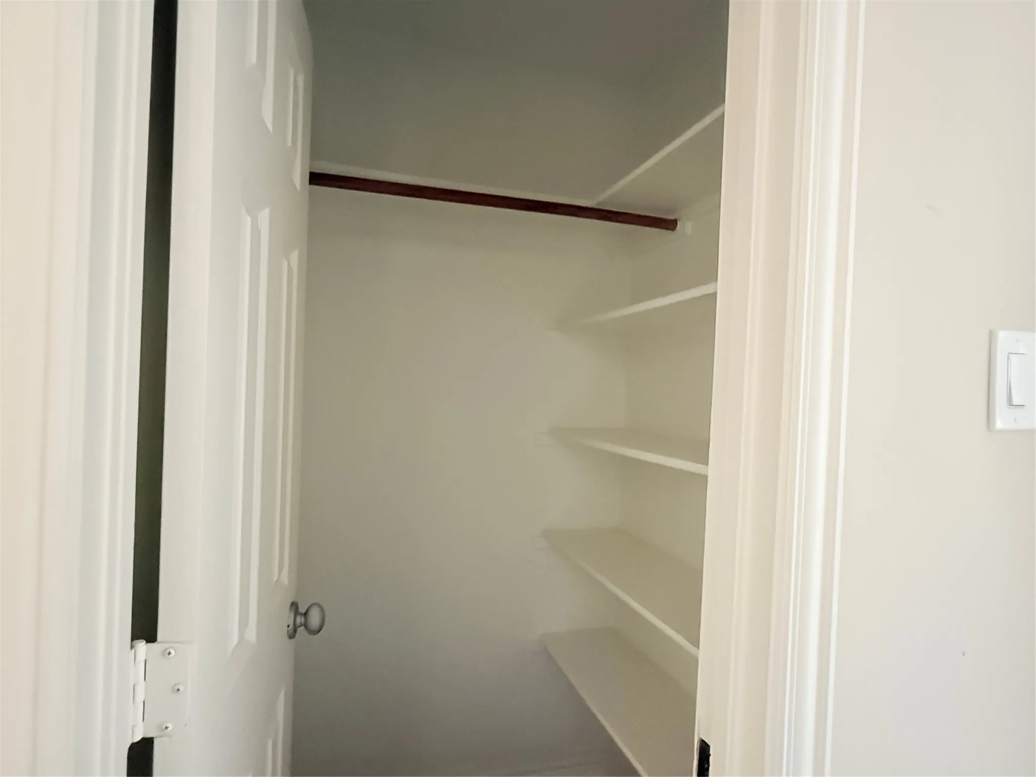 Single Family Residence For Rent in Collin County , 558 Ridgemont Drive, Allen, Texas 75002, 3 Bedroom, 2 Bathroom, Garage spaces, 1,708 Sqft, built in 1977, mls#21398627, Real Estate Agent in Allen, Homes For Rent in Collin county, Homes For Rent in Allen, Realtor in Allen Texas, Real Estate Brokerage Independent Realty Texas, Luminita Cordes Realtor