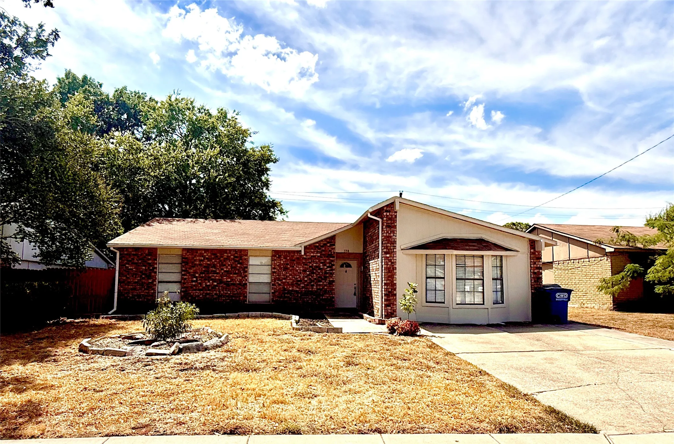 Single Family Residence For Rent in Collin County , 558 Ridgemont Drive, Allen, Texas 75002, 3 Bedroom, 2 Bathroom, Garage spaces, 1,708 Sqft, built in 1977, mls#21398627, Real Estate Agent in Allen, Homes For Rent in Collin county, Homes For Rent in Allen, Realtor in Allen Texas, Real Estate Brokerage Independent Realty Texas, Luminita Cordes Realtor
