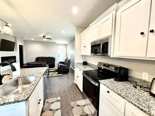 Single Family Residence For Rent in Taylor County , 7804 Freedom Crest Avenue, Abilene, Texas 79602, 4 Bedroom, 3 Bathroom, 2 Garage spaces, 1,529 Sqft, built in 2026, mls#21400821, Real Estate Agent in Abilene, Homes For Rent in Taylor county, Homes For Rent in Abilene, Realtor in Abilene Texas, Real Estate Brokerage Independent Realty Texas, Luminita Cordes Realtor