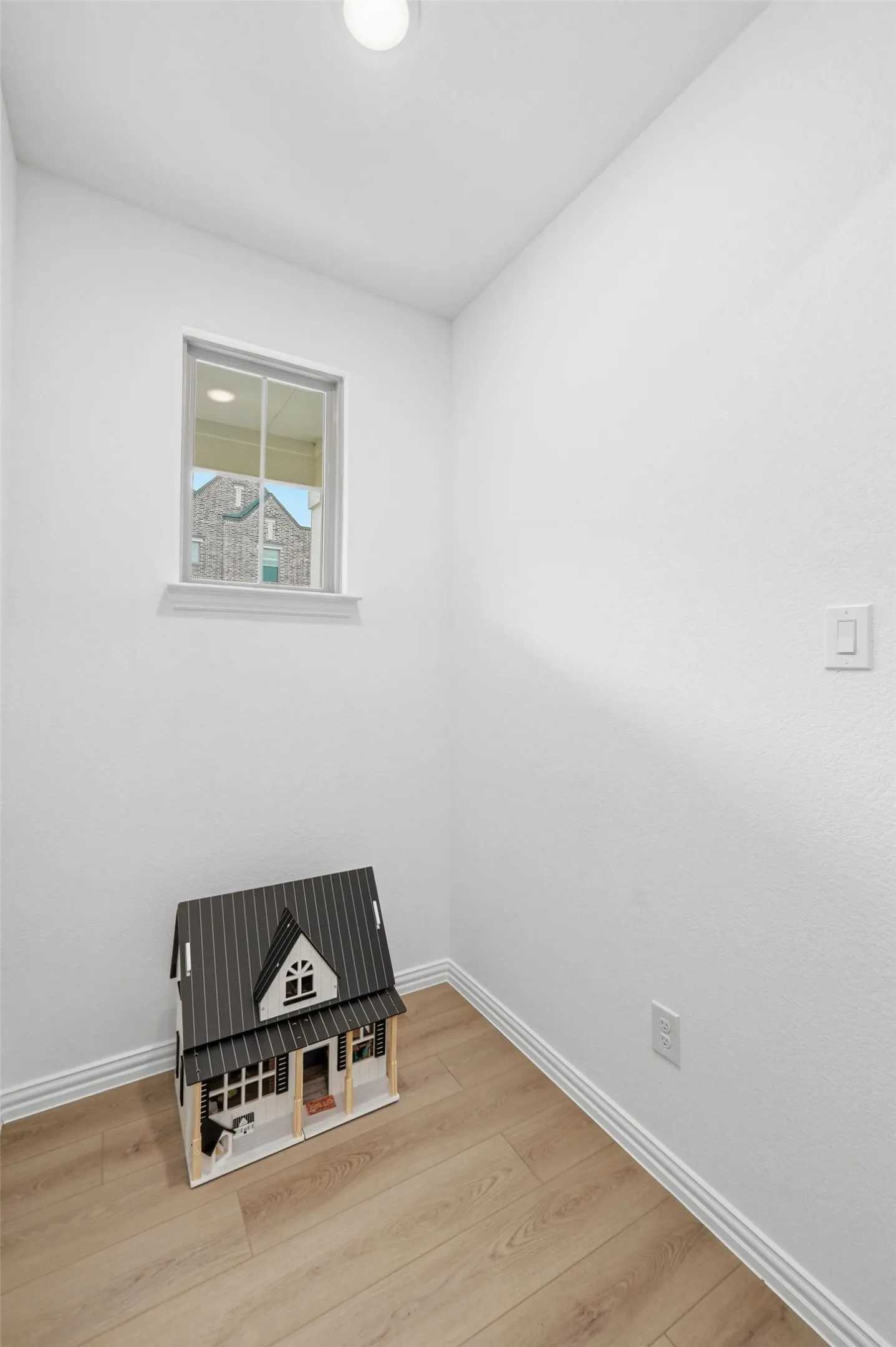 Townhouse For Sale in Tarrant County , 634 Blue Ridge Drive, Mansfield, Texas 76063, 3 Bedroom, 3 Bathroom, 2 Garage spaces, 1,700 Sqft, built in 2024, mls#21392836, Real Estate Agent in Mansfield, Homes For Sale in Tarrant county, Homes For Sale in Mansfield, Realtor in Mansfield Texas, Real Estate Brokerage Independent Realty Texas, Luminita Cordes Realtor