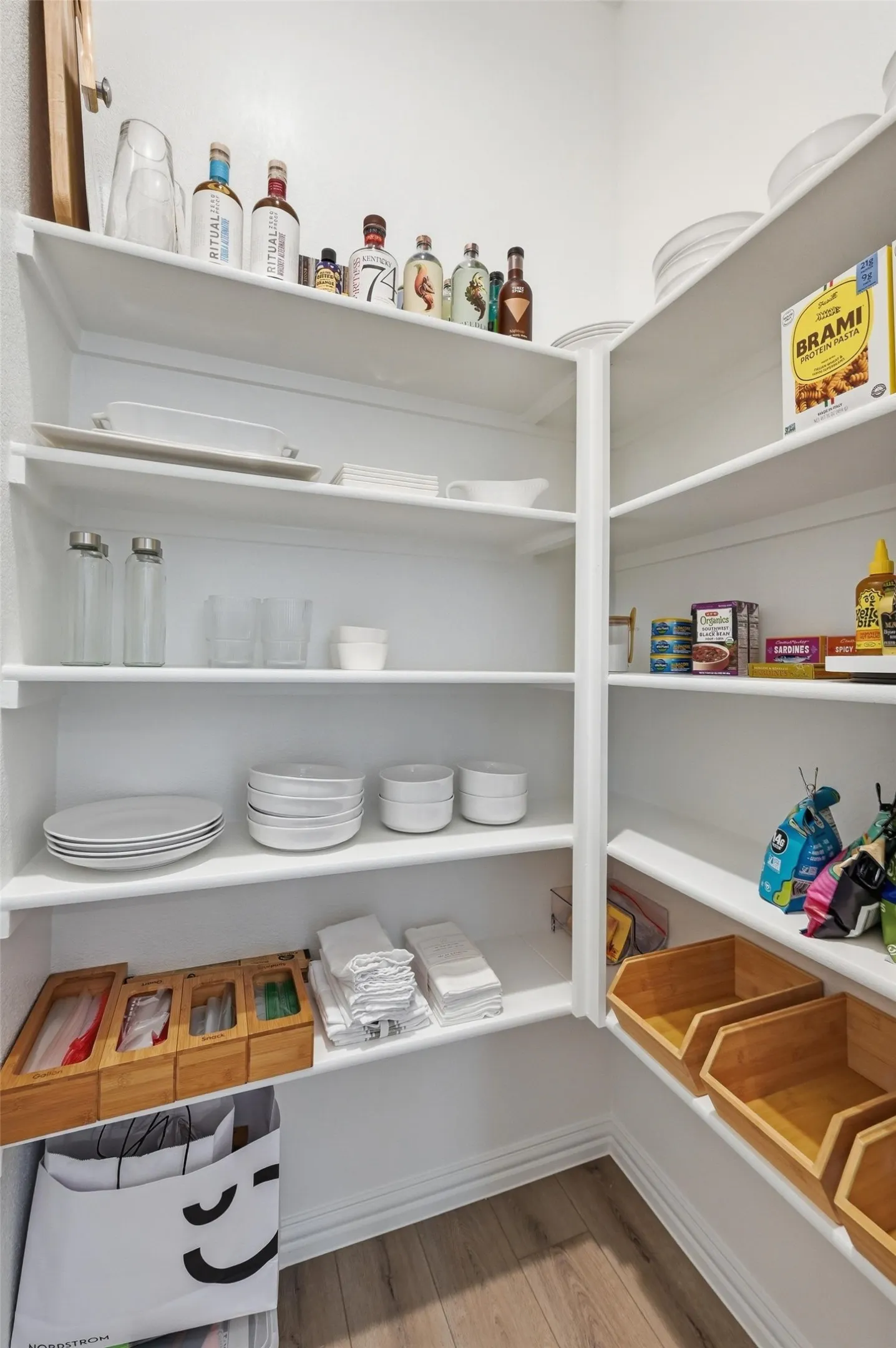 Townhouse For Sale in Tarrant County , 634 Blue Ridge Drive, Mansfield, Texas 76063, 3 Bedroom, 3 Bathroom, 2 Garage spaces, 1,700 Sqft, built in 2024, mls#21392836, Real Estate Agent in Mansfield, Homes For Sale in Tarrant county, Homes For Sale in Mansfield, Realtor in Mansfield Texas, Real Estate Brokerage Independent Realty Texas, Luminita Cordes Realtor