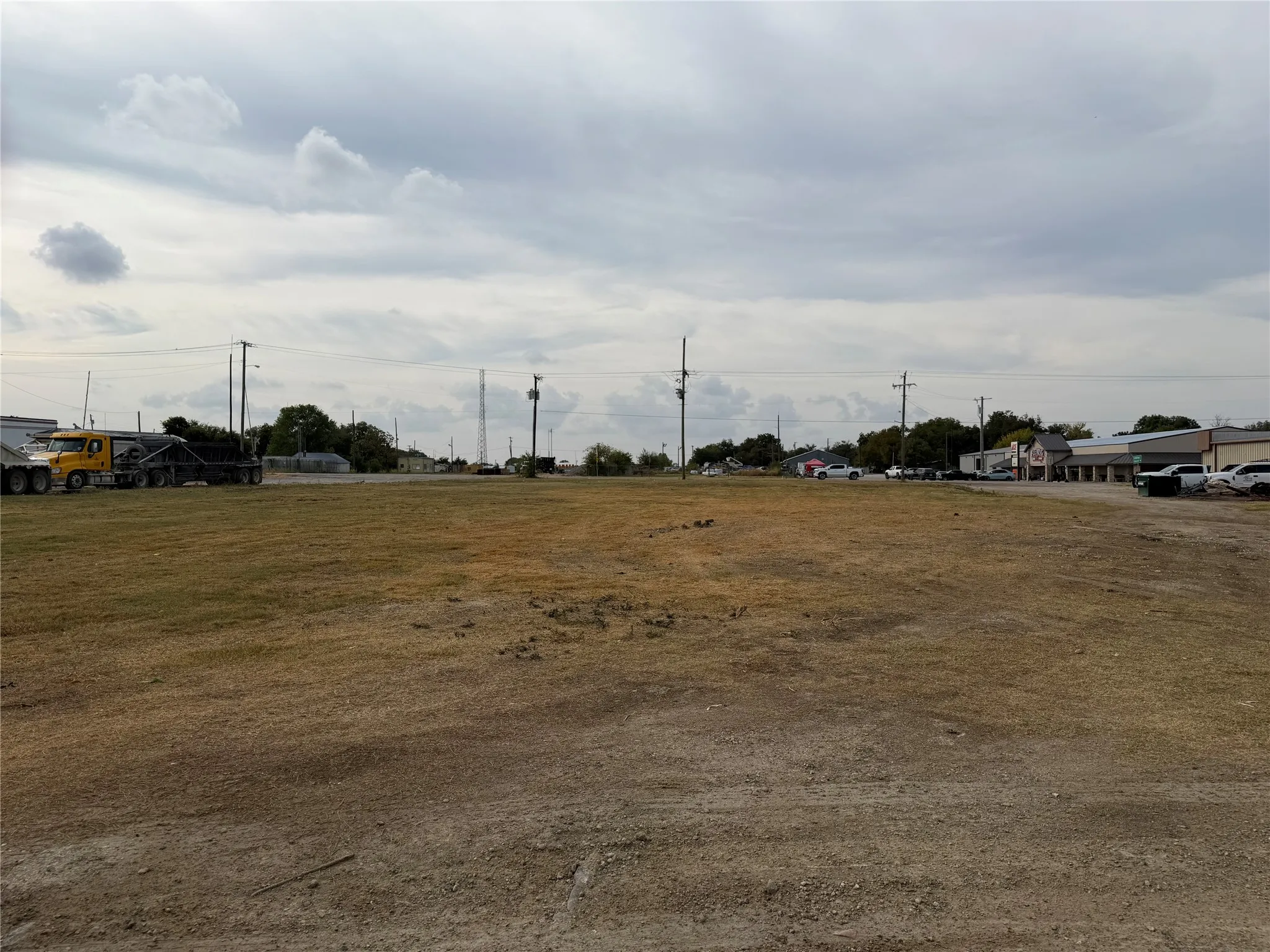 Unimproved Land For Sale in Hill County , 111 W Elm Street, Hillsboro, Texas 76645, 0, 0, Garage spaces, 0 Sqft, built in 2026, mls#21400776, Real Estate Agent in Hillsboro, Homes For Sale in Hill county, Homes For Sale in Hillsboro, Realtor in Hillsboro Texas, Real Estate Brokerage Independent Realty Texas, Luminita Cordes Realtor