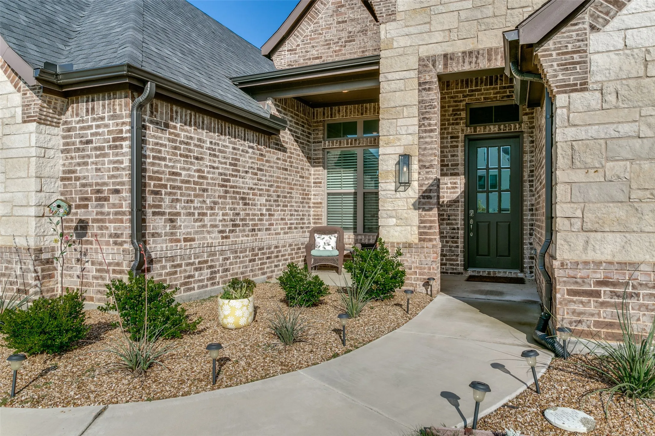 Single Family Residence For Sale in Tarrant County , 12492 Palmer Drive, Fort Worth, Texas 76179, 4 Bedroom, 3 Bathroom, 3 Garage spaces, 3,399 Sqft, built in 2021, mls#21400830, Real Estate Agent in Fort Worth, Homes For Sale in Tarrant county, Homes For Sale in Fort Worth, Realtor in Fort Worth Texas, Real Estate Brokerage Independent Realty Texas, Luminita Cordes Realtor