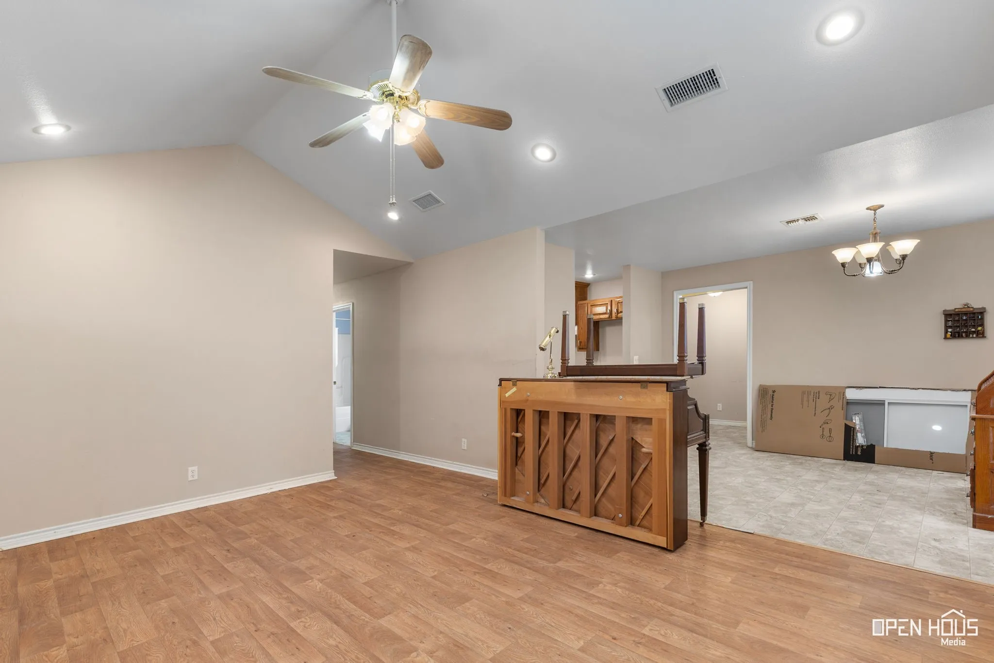 Farm For Sale in Clay County , 2657 FM 171 Road, Byers, Texas 76357, 6 Bedroom, 5 Bathroom, 2 Garage spaces, 2,412 Sqft, built in 2005, mls#21400833, Real Estate Agent in Byers, Homes For Sale in Clay county, Homes For Sale in Byers, Realtor in Byers Texas, Real Estate Brokerage Independent Realty Texas, Luminita Cordes Realtor