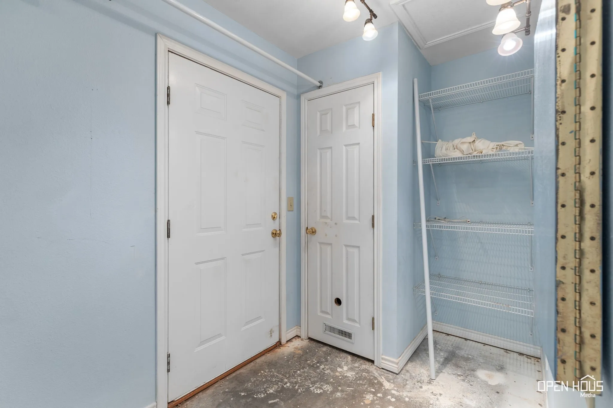 Farm For Sale in Clay County , 2657 FM 171 Road, Byers, Texas 76357, 6 Bedroom, 5 Bathroom, 2 Garage spaces, 2,412 Sqft, built in 2005, mls#21400833, Real Estate Agent in Byers, Homes For Sale in Clay county, Homes For Sale in Byers, Realtor in Byers Texas, Real Estate Brokerage Independent Realty Texas, Luminita Cordes Realtor