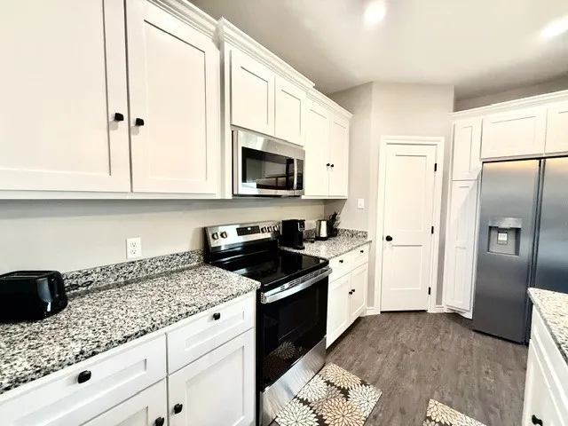 Single Family Residence For Rent in Taylor County , 7808 Freedom Crest Avenue, Abilene, Texas 79602, 4 Bedroom, 3 Bathroom, 2 Garage spaces, 1,529 Sqft, built in 2026, mls#21400840, Real Estate Agent in Abilene, Homes For Rent in Taylor county, Homes For Rent in Abilene, Realtor in Abilene Texas, Real Estate Brokerage Independent Realty Texas, Luminita Cordes Realtor