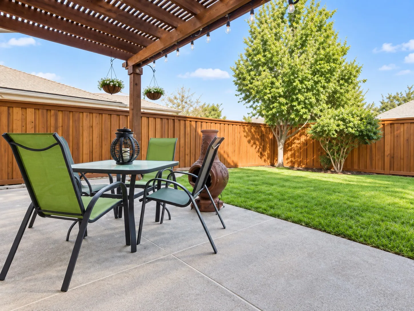 Single Family Residence For Rent in Collin County , 4705 Holly Berry Drive, Plano, Texas 75093, 3 Bedroom, 3 Bathroom, 2 Garage spaces, 1,944 Sqft, built in 1993, mls#21400841, Real Estate Agent in Plano, Homes For Rent in Collin county, Homes For Rent in Plano, Realtor in Plano Texas, Real Estate Brokerage Independent Realty Texas, Luminita Cordes Realtor