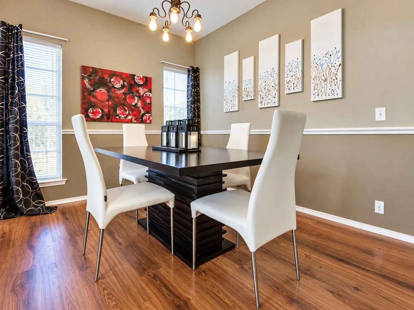 Single Family Residence For Rent in Collin County , 4705 Holly Berry Drive, Plano, Texas 75093, 3 Bedroom, 3 Bathroom, 2 Garage spaces, 1,944 Sqft, built in 1993, mls#21400841, Real Estate Agent in Plano, Homes For Rent in Collin county, Homes For Rent in Plano, Realtor in Plano Texas, Real Estate Brokerage Independent Realty Texas, Luminita Cordes Realtor