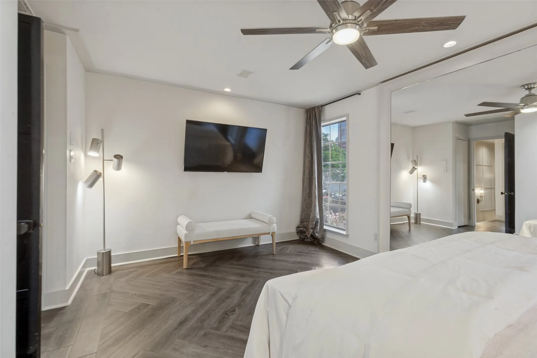 Room for a sitting area