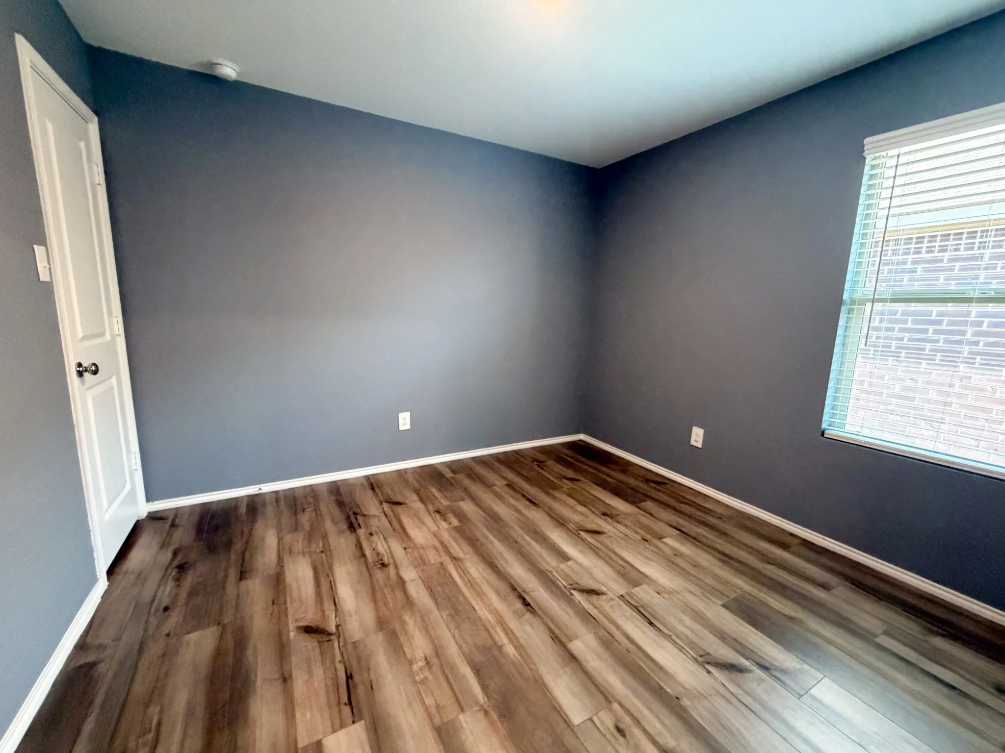 Single Family Residence For Rent in Ellis County , 1012 Lady Bird Street, Ennis, Texas 75119, 3 Bedroom, 2 Bathroom, 2 Garage spaces, 1,624 Sqft, built in 2021, mls#21400847, Real Estate Agent in Ennis, Homes For Rent in Ellis county, Homes For Rent in Ennis, Realtor in Ennis Texas, Real Estate Brokerage Independent Realty Texas, Luminita Cordes Realtor