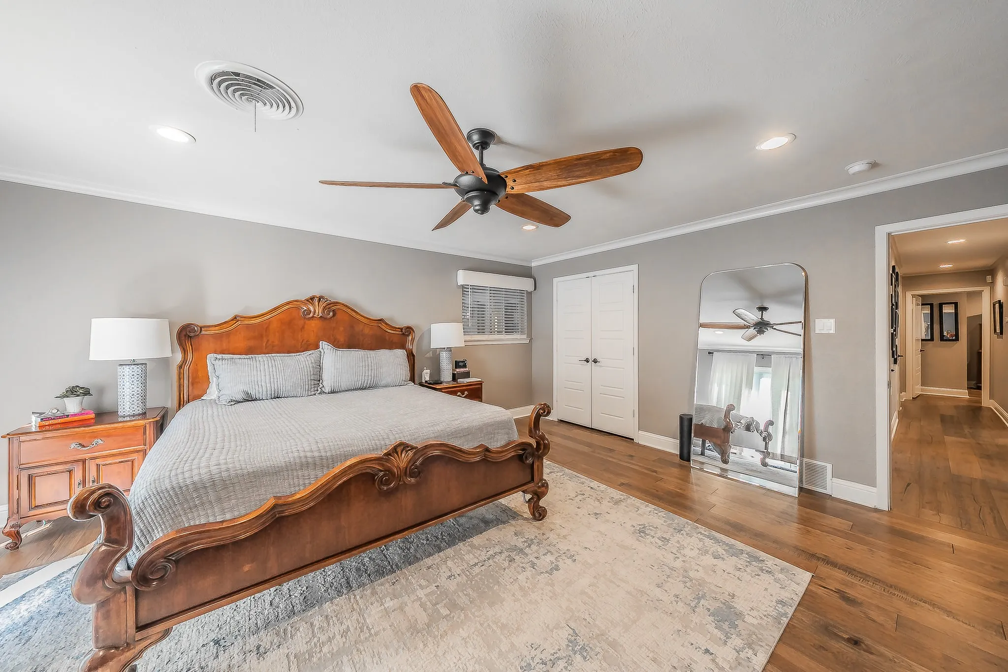 Single Family Residence For Rent in Tarrant County , 6409 Inca Road, Fort Worth, Texas 76116, 3 Bedroom, 2 Bathroom, 2 Garage spaces, 2,224 Sqft, built in 1961, mls#21399131, Real Estate Agent in Fort Worth, Homes For Rent in Tarrant county, Homes For Rent in Fort Worth, Realtor in Fort Worth Texas, Real Estate Brokerage Independent Realty Texas, Luminita Cordes Realtor