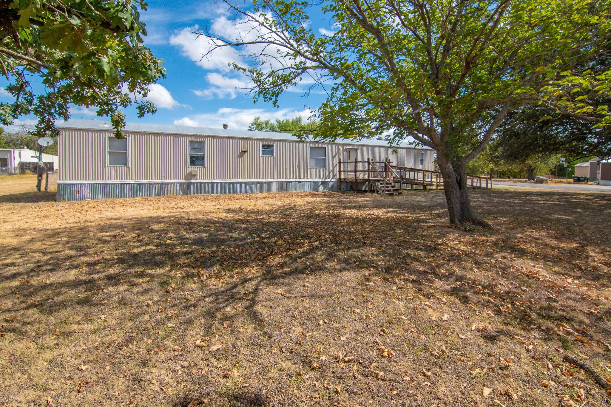 Mobile Home For Sale in Brown County , 102 Live Oak Road, Early, Texas 76802, 3 Bedroom, 2 Bathroom, Garage spaces, 1,216 Sqft, built in 0, mls#21400851, Real Estate Agent in Early, Homes For Sale in Brown county, Homes For Sale in Early, Realtor in Early Texas, Real Estate Brokerage Independent Realty Texas, Luminita Cordes Realtor
