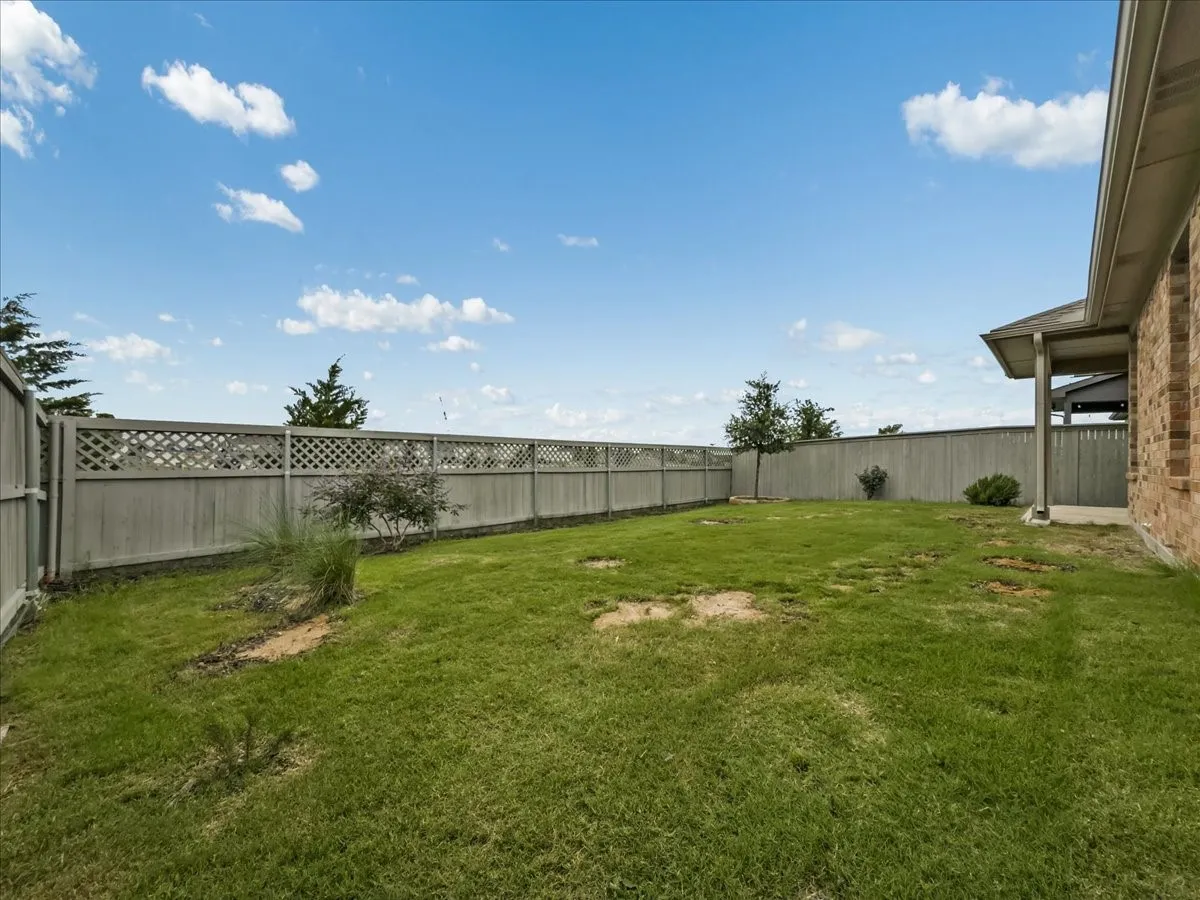 Single Family Residence For Rent in Denton County , 1605 Camp Court, Northlake, Texas 76247, 4 Bedroom, 2 Bathroom, 2 Garage spaces, 1,806 Sqft, built in 2022, mls#21396974, Real Estate Agent in Northlake, Homes For Rent in Denton county, Homes For Rent in Northlake, Realtor in Northlake Texas, Real Estate Brokerage Independent Realty Texas, Luminita Cordes Realtor