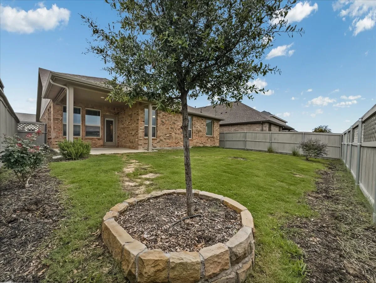 Single Family Residence For Rent in Denton County , 1605 Camp Court, Northlake, Texas 76247, 4 Bedroom, 2 Bathroom, 2 Garage spaces, 1,806 Sqft, built in 2022, mls#21396974, Real Estate Agent in Northlake, Homes For Rent in Denton county, Homes For Rent in Northlake, Realtor in Northlake Texas, Real Estate Brokerage Independent Realty Texas, Luminita Cordes Realtor