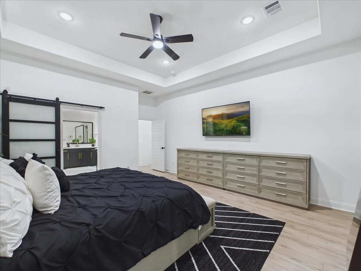 Single Family Residence For Sale in Rockwall County , 180 Settlement Lane, Mclendon Chisholm, Texas 75032, 5 Bedroom, 5 Bathroom, 3 Garage spaces, 3,929 Sqft, built in 2023, mls#21393311, Real Estate Agent in Mclendon Chisholm, Homes For Sale in Rockwall county, Homes For Sale in Mclendon Chisholm, Realtor in Mclendon Chisholm Texas, Real Estate Brokerage Independent Realty Texas, Luminita Cordes Realtor
