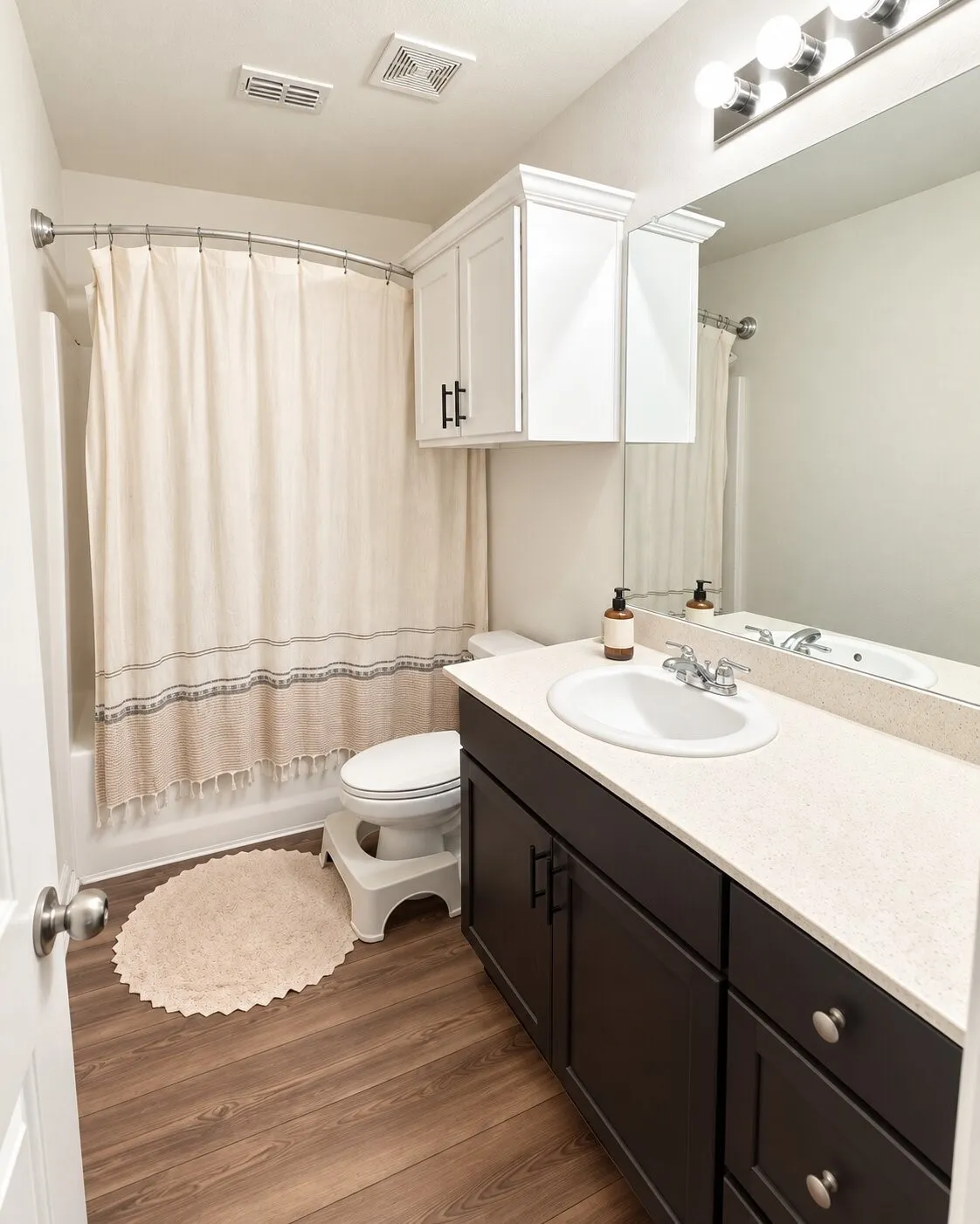 Single Family Residence For Sale in Kaufman County , 5552 Hepburn Street, Forney, Texas 75126, 3 Bedroom, 2 Bathroom, 2 Garage spaces, 1,450 Sqft, built in 2019, mls#21398819, Real Estate Agent in Forney, Homes For Sale in Kaufman county, Homes For Sale in Forney, Realtor in Forney Texas, Real Estate Brokerage Independent Realty Texas, Luminita Cordes Realtor