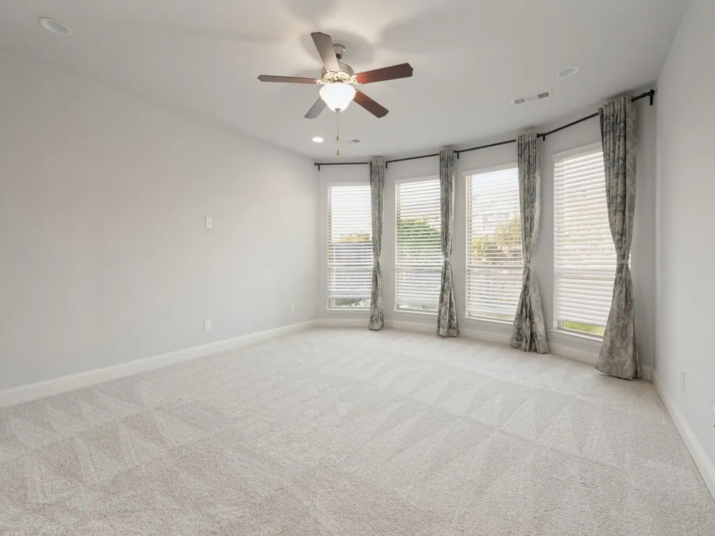 Single Family Residence For Rent in Denton County , 5112 Engleswood Trail, Lewisville, Texas 75056, 5 Bedroom, 4 Bathroom, 2 Garage spaces, 3,793 Sqft, built in 2015, mls#21400753, Real Estate Agent in Lewisville, Homes For Rent in Denton county, Homes For Rent in Lewisville, Realtor in Lewisville Texas, Real Estate Brokerage Independent Realty Texas, Luminita Cordes Realtor