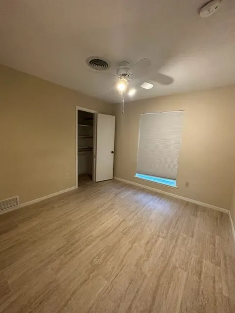 Single Family Residence For Rent in Taylor County , 5325 Southmoor Drive, Abilene, Texas 79606, 3 Bedroom, 2 Bathroom, 2 Garage spaces, 1,431 Sqft, built in 1980, mls#21400872, Real Estate Agent in Abilene, Homes For Rent in Taylor county, Homes For Rent in Abilene, Realtor in Abilene Texas, Real Estate Brokerage Independent Realty Texas, Luminita Cordes Realtor