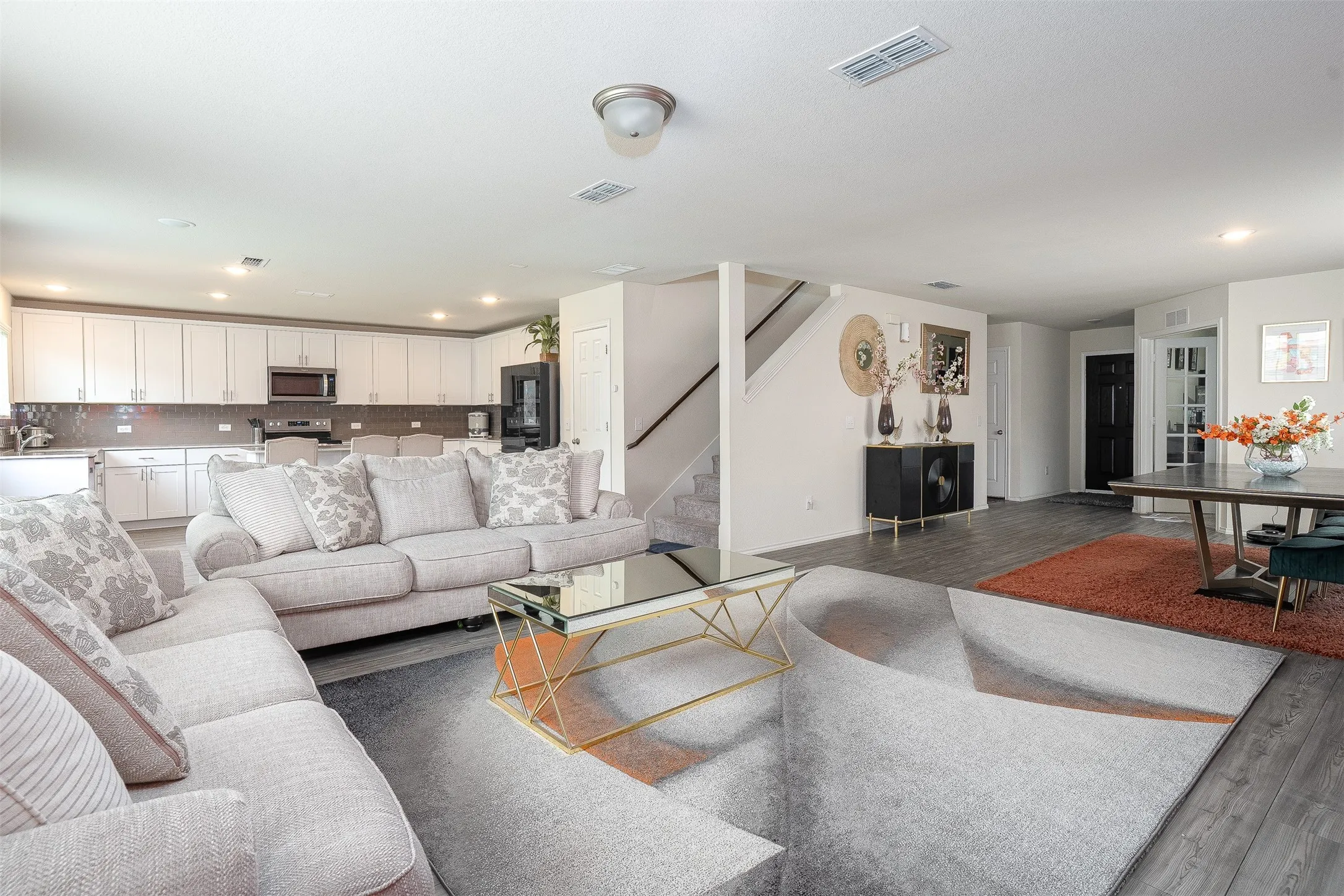 Single Family Residence For Sale in Tarrant County , 4620 Knoll Gardens Way, Fort Worth, Texas 76036, 4 Bedroom, 3 Bathroom, 2 Garage spaces, 2,656 Sqft, built in 2022, mls#21400158, Real Estate Agent in Fort Worth, Homes For Sale in Tarrant county, Homes For Sale in Fort Worth, Realtor in Fort Worth Texas, Real Estate Brokerage Independent Realty Texas, Luminita Cordes Realtor