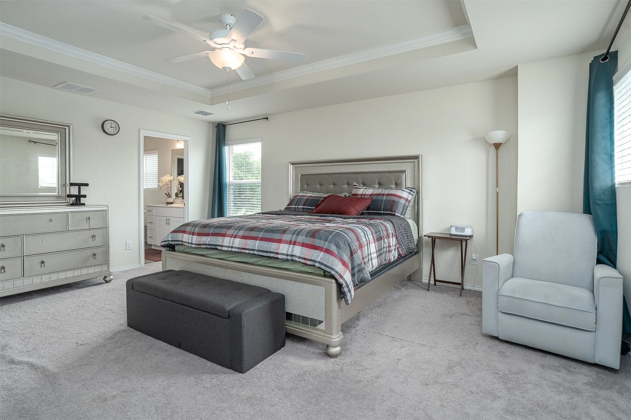 Single Family Residence For Sale in Tarrant County , 4620 Knoll Gardens Way, Fort Worth, Texas 76036, 4 Bedroom, 3 Bathroom, 2 Garage spaces, 2,656 Sqft, built in 2022, mls#21400158, Real Estate Agent in Fort Worth, Homes For Sale in Tarrant county, Homes For Sale in Fort Worth, Realtor in Fort Worth Texas, Real Estate Brokerage Independent Realty Texas, Luminita Cordes Realtor