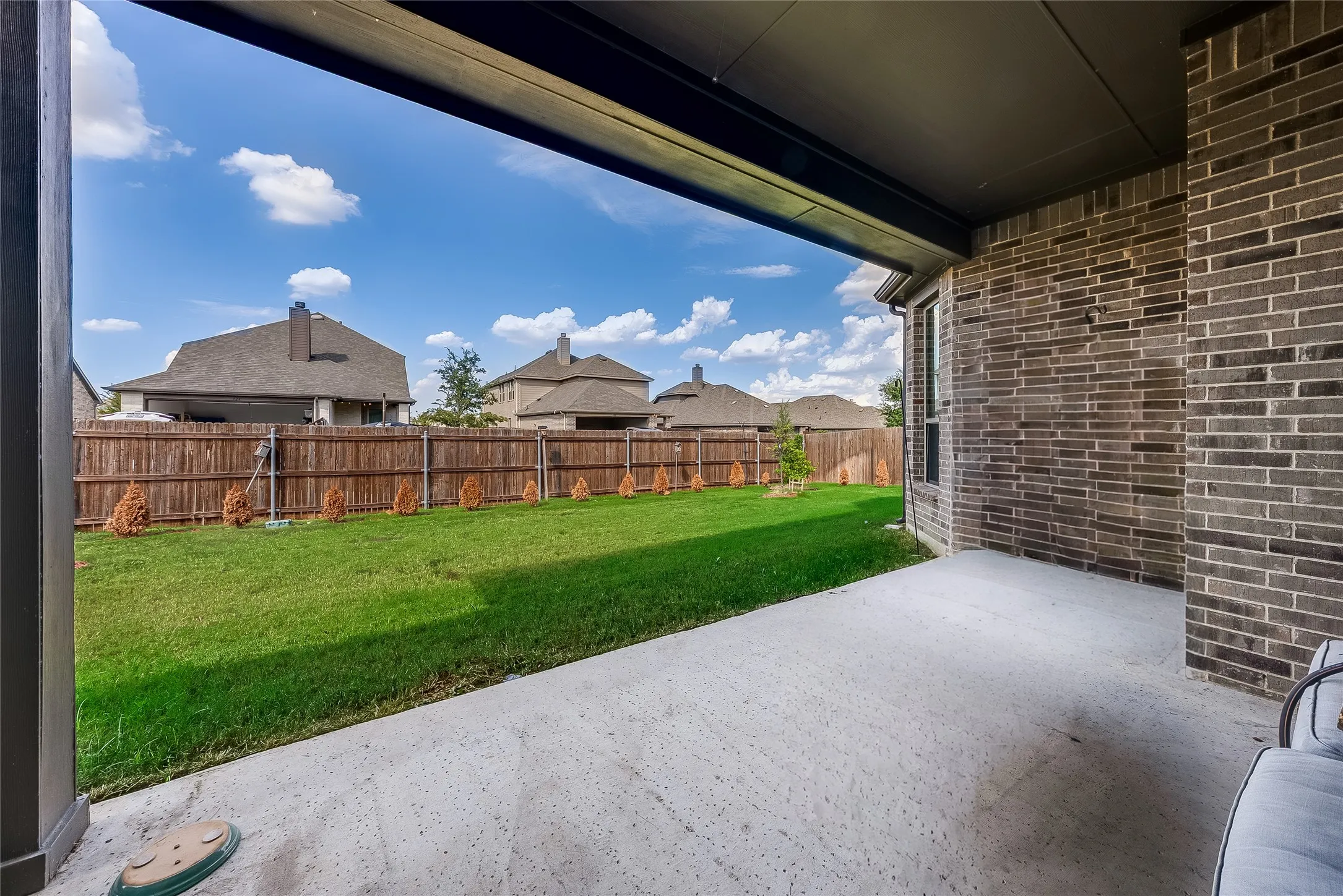 Single Family Residence For Sale in Ellis County , 425 Brushwood Lane, Waxahachie, Texas 75165, 4 Bedroom, 3 Bathroom, 2 Garage spaces, 2,425 Sqft, built in 2021, mls#21388681, Real Estate Agent in Waxahachie, Homes For Sale in Ellis county, Homes For Sale in Waxahachie, Realtor in Waxahachie Texas, Real Estate Brokerage Independent Realty Texas, Luminita Cordes Realtor