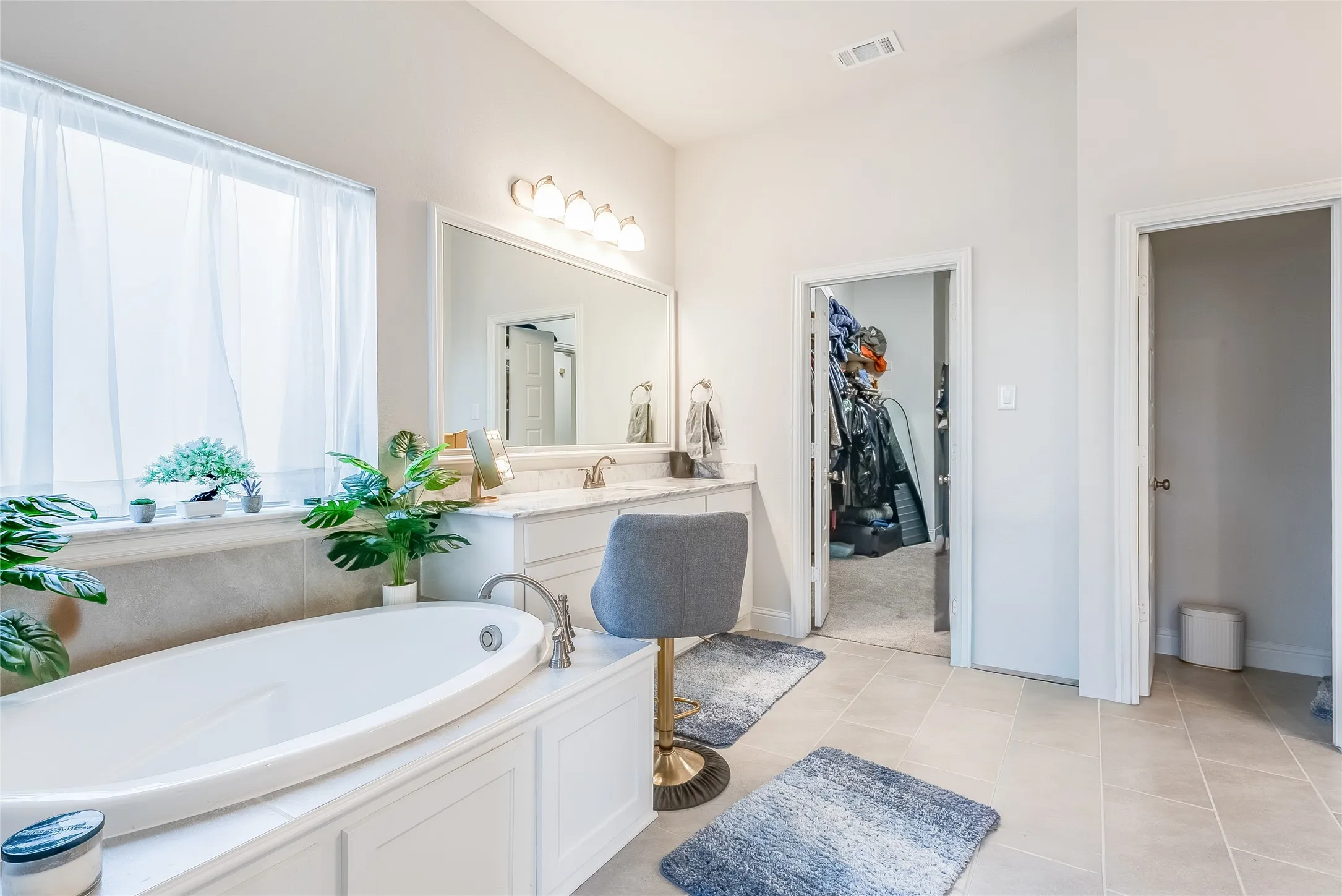 Single Family Residence For Sale in Ellis County , 425 Brushwood Lane, Waxahachie, Texas 75165, 4 Bedroom, 3 Bathroom, 2 Garage spaces, 2,425 Sqft, built in 2021, mls#21388681, Real Estate Agent in Waxahachie, Homes For Sale in Ellis county, Homes For Sale in Waxahachie, Realtor in Waxahachie Texas, Real Estate Brokerage Independent Realty Texas, Luminita Cordes Realtor