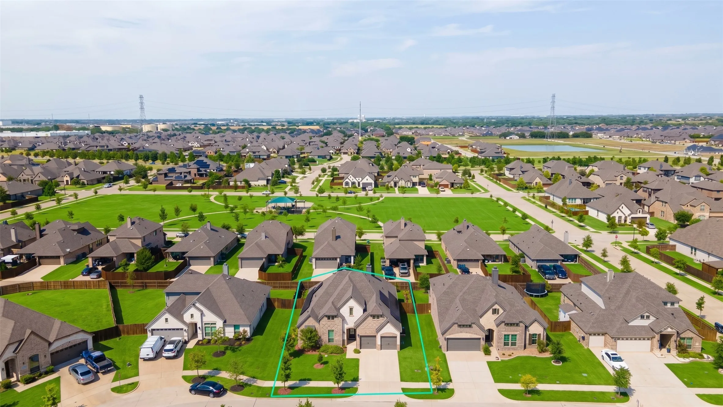Single Family Residence For Sale in Ellis County , 425 Brushwood Lane, Waxahachie, Texas 75165, 4 Bedroom, 3 Bathroom, 2 Garage spaces, 2,425 Sqft, built in 2021, mls#21388681, Real Estate Agent in Waxahachie, Homes For Sale in Ellis county, Homes For Sale in Waxahachie, Realtor in Waxahachie Texas, Real Estate Brokerage Independent Realty Texas, Luminita Cordes Realtor