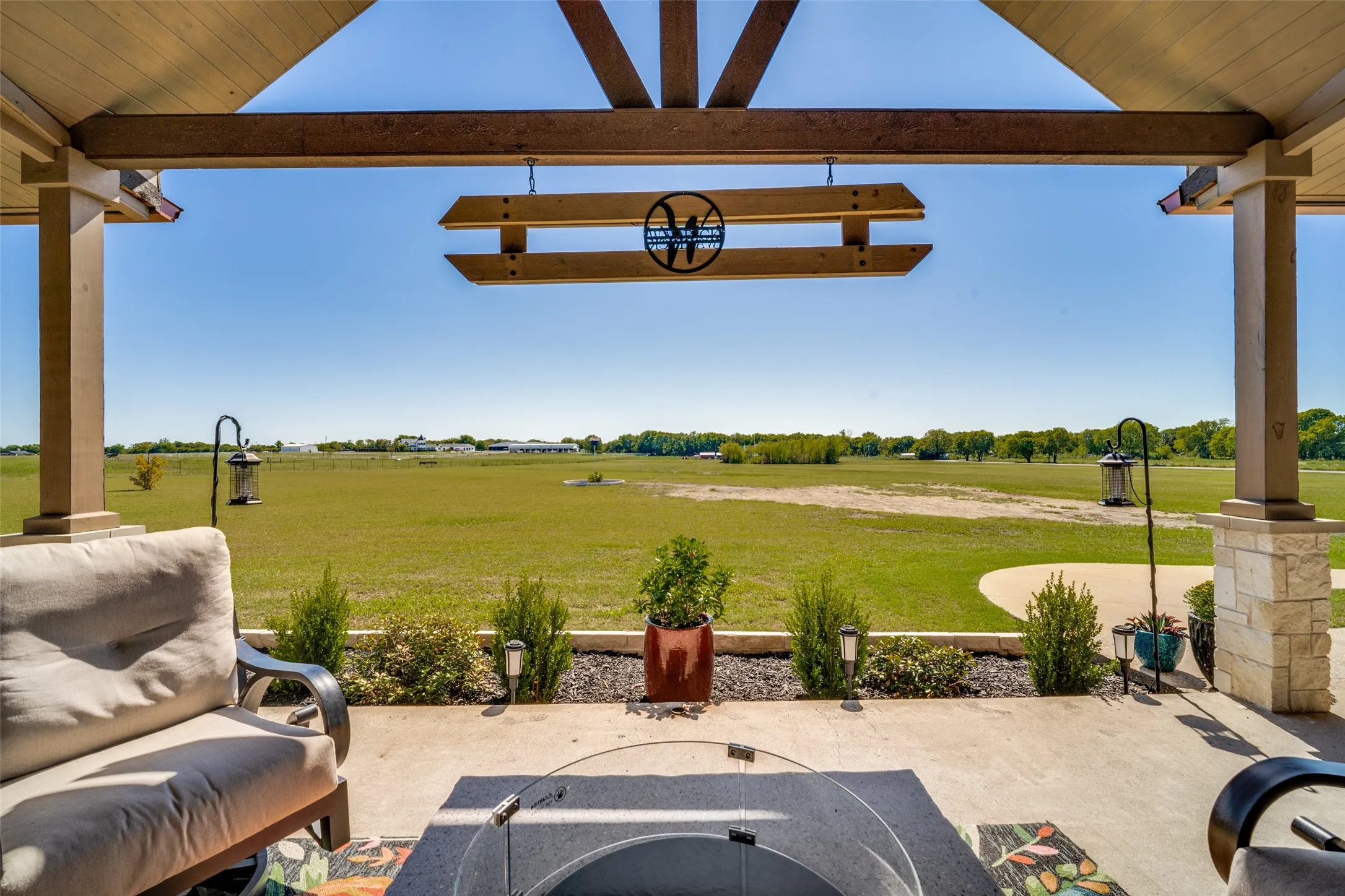 Farm For Sale in Collin County , 14371 County Road 545, Nevada, Texas 75173, 4 Bedroom, 3 Bathroom, 2 Garage spaces, 2,400 Sqft, built in 2002, mls#21370548, Real Estate Agent in Nevada, Homes For Sale in Collin county, Homes For Sale in Nevada, Realtor in Nevada Texas, Real Estate Brokerage Independent Realty Texas, Luminita Cordes Realtor