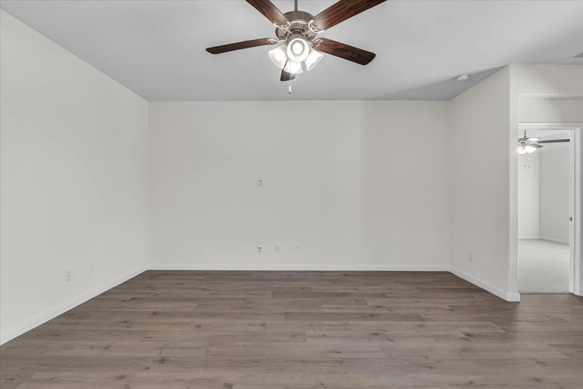  View of the family room from the kitchen pic 1