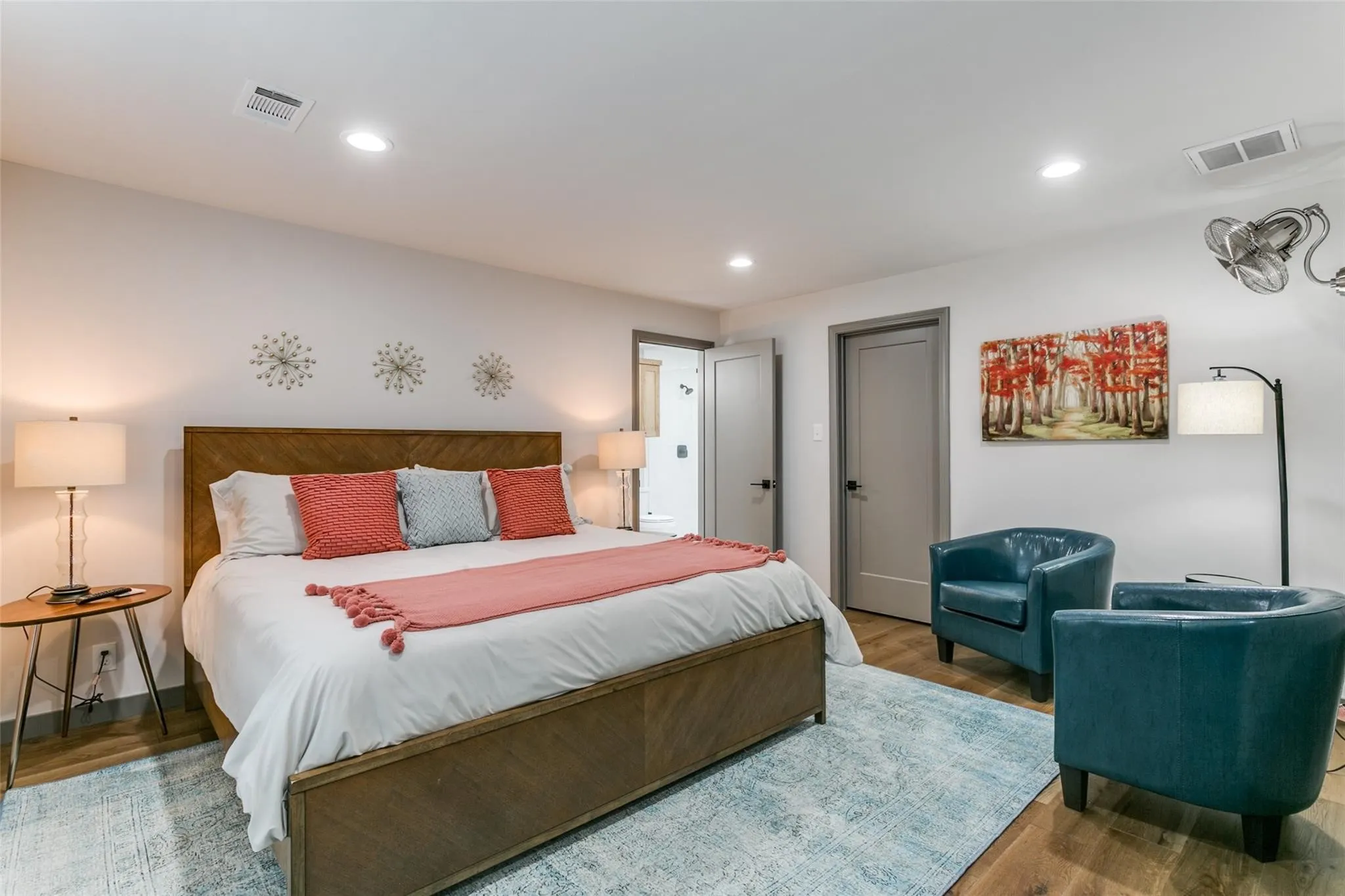 Single Family Residence For Rent in Denton County , 1190 Sycamore Bend Road, Hickory Creek, Texas 75065, 3 Bedroom, 3 Bathroom, Garage spaces, 2,195 Sqft, built in 1985, mls#21400875, Real Estate Agent in Hickory Creek, Homes For Rent in Denton county, Homes For Rent in Hickory Creek, Realtor in Hickory Creek Texas, Real Estate Brokerage Independent Realty Texas, Luminita Cordes Realtor
