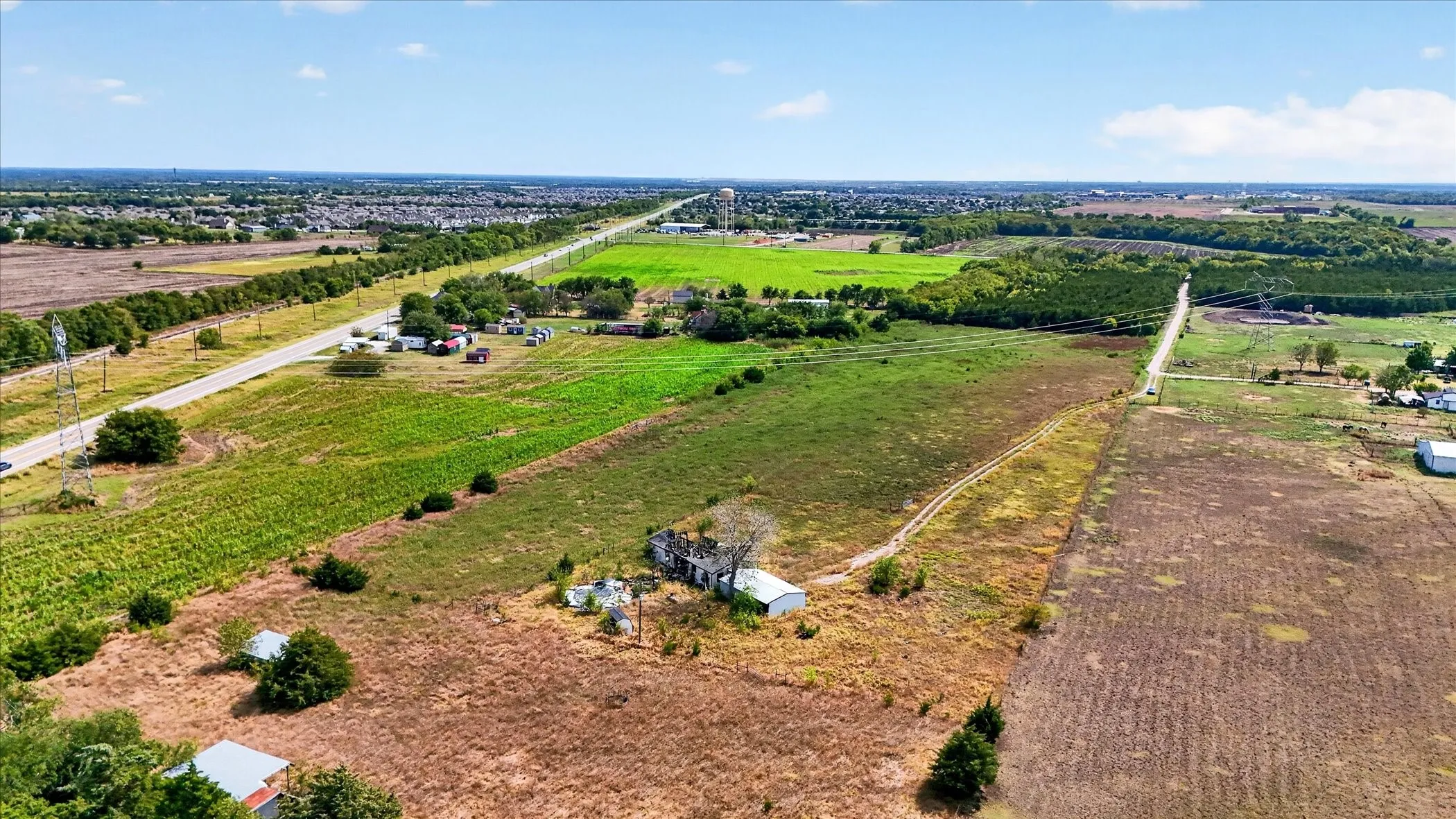 9.995 acres in Anna