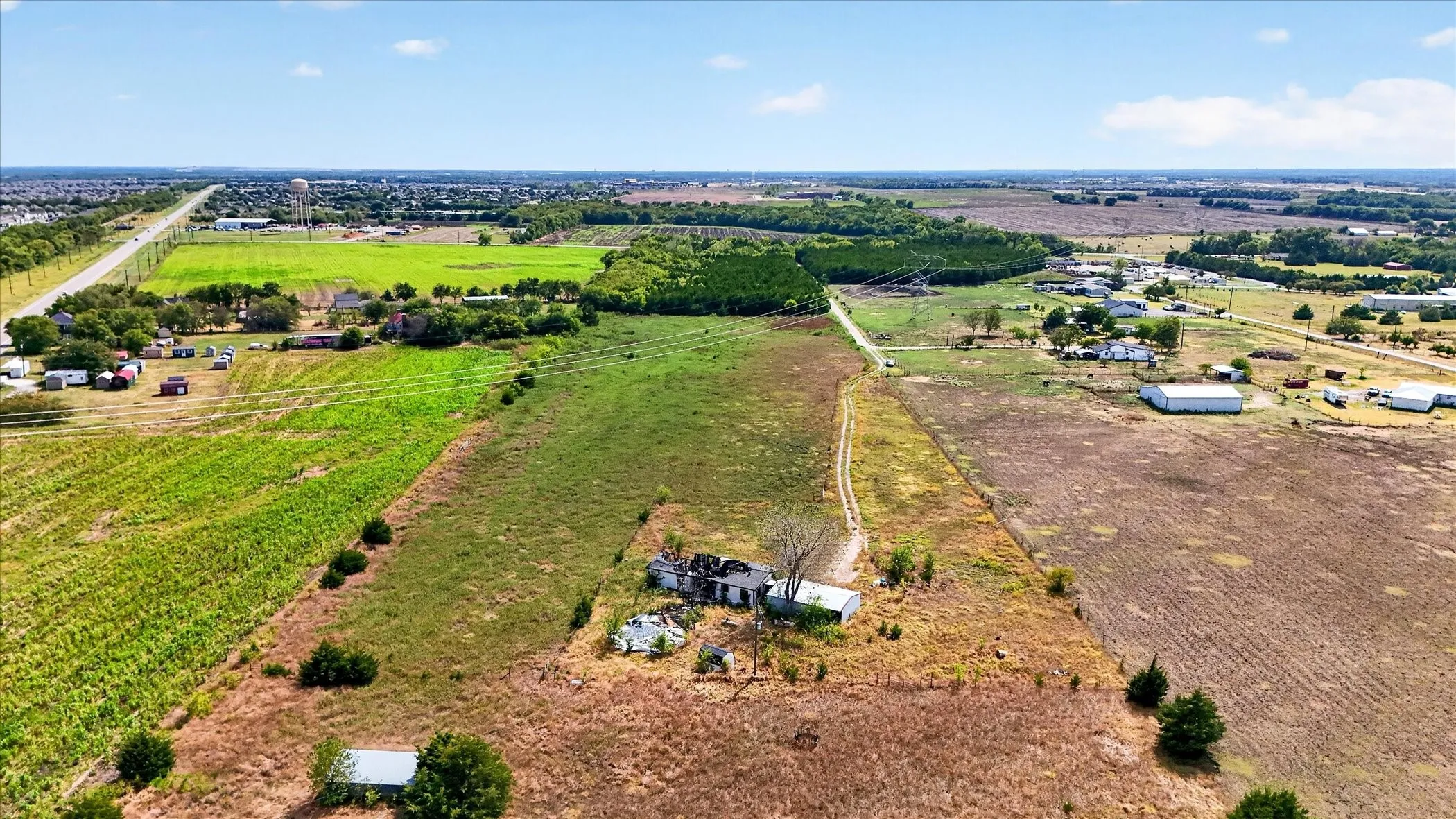 9.995 acres in Anna