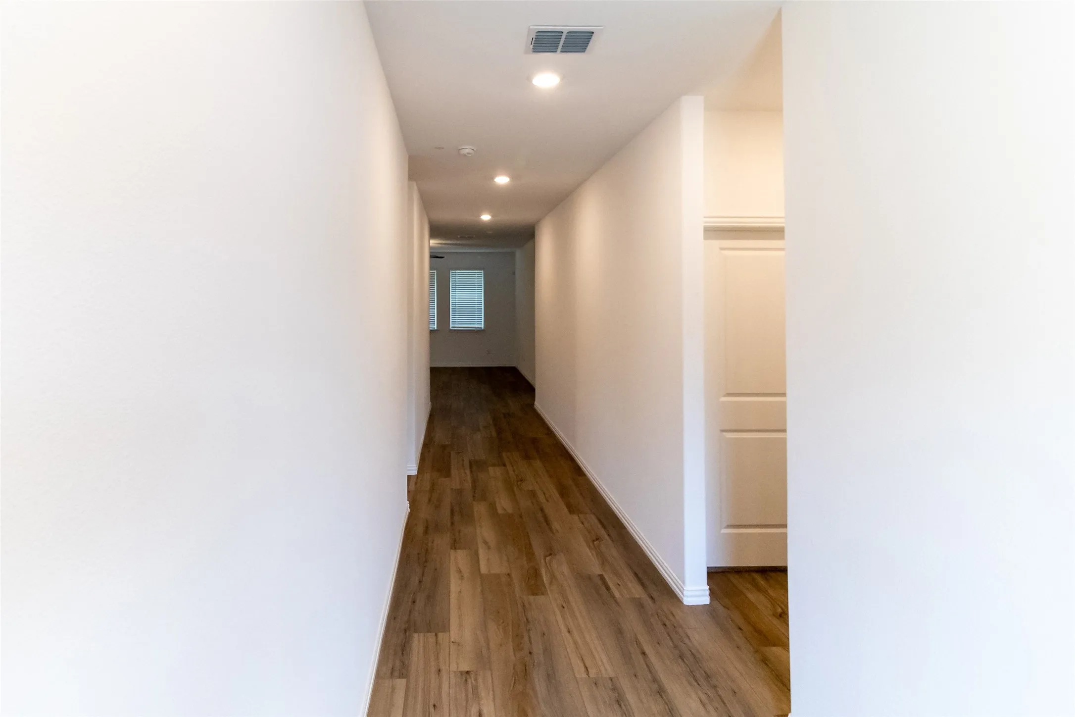 Single Family Residence For Rent in Denton County , 1837 Lake Grove Drive, Little Elm, Texas 75068, 4 Bedroom, 2 Bathroom, 2 Garage spaces, 1,838 Sqft, built in 2022, mls#21400882, Real Estate Agent in Little Elm, Homes For Rent in Denton county, Homes For Rent in Little Elm, Realtor in Little Elm Texas, Real Estate Brokerage Independent Realty Texas, Luminita Cordes Realtor