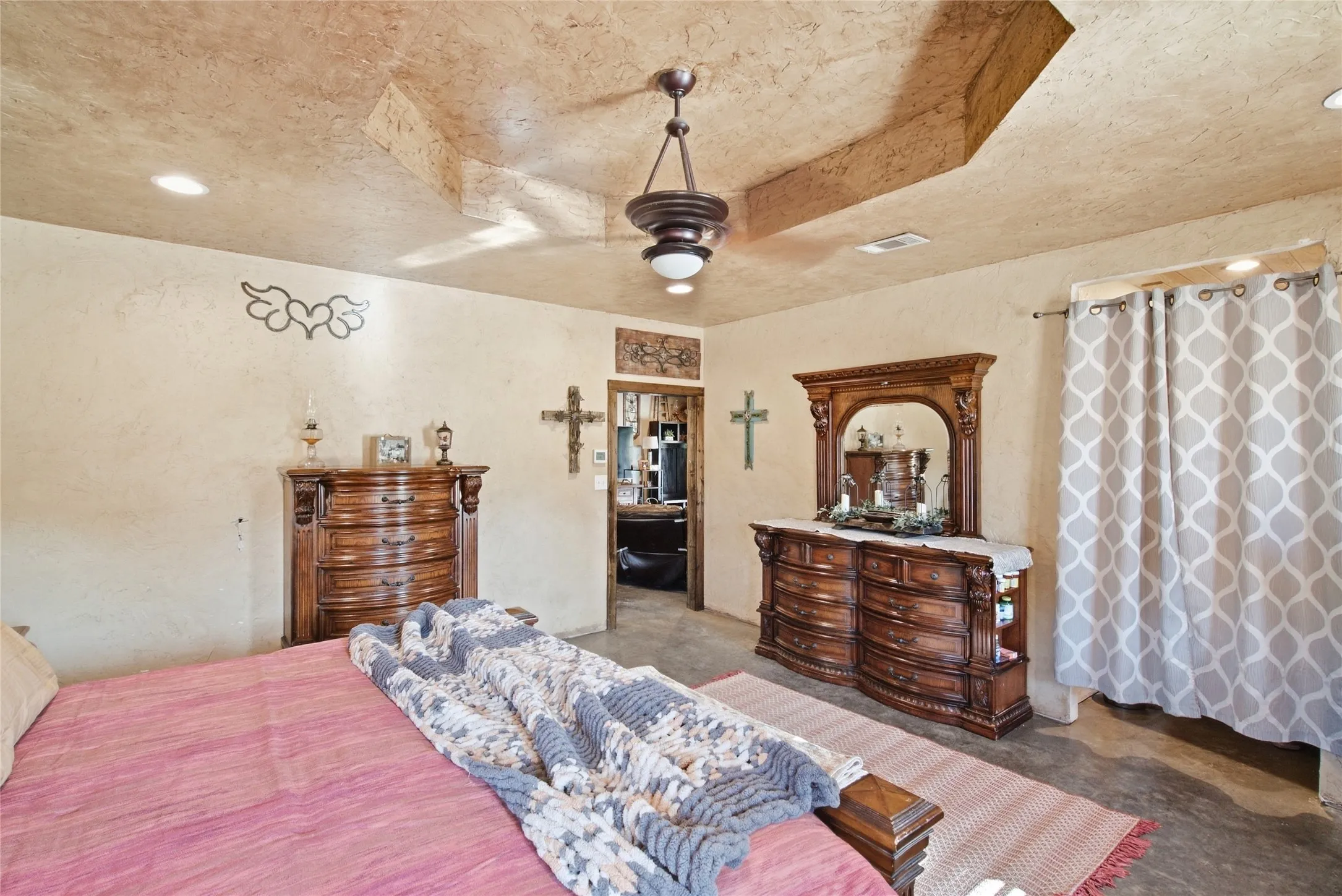 Single Family Residence For Sale in Wise County , 4224 N Fm 730, Decatur, Texas 76234, 4 Bedroom, 3 Bathroom, Garage spaces, 2,700 Sqft, built in 2017, mls#21400893, Real Estate Agent in Decatur, Homes For Sale in Wise county, Homes For Sale in Decatur, Realtor in Decatur Texas, Real Estate Brokerage Independent Realty Texas, Luminita Cordes Realtor