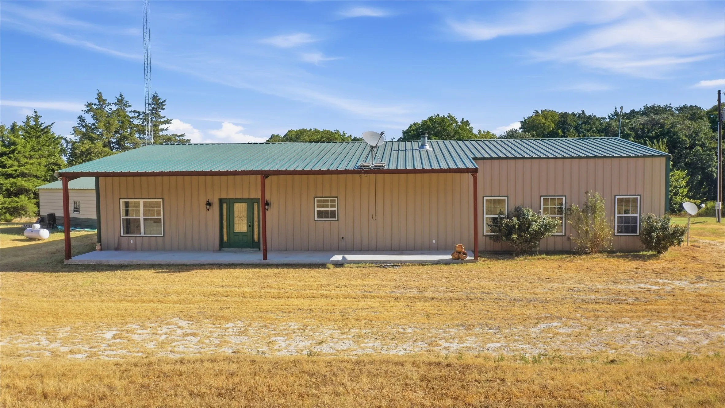 Single Family Residence For Sale in Wise County , 4224 N Fm 730, Decatur, Texas 76234, 4 Bedroom, 3 Bathroom, Garage spaces, 2,700 Sqft, built in 2017, mls#21400893, Real Estate Agent in Decatur, Homes For Sale in Wise county, Homes For Sale in Decatur, Realtor in Decatur Texas, Real Estate Brokerage Independent Realty Texas, Luminita Cordes Realtor