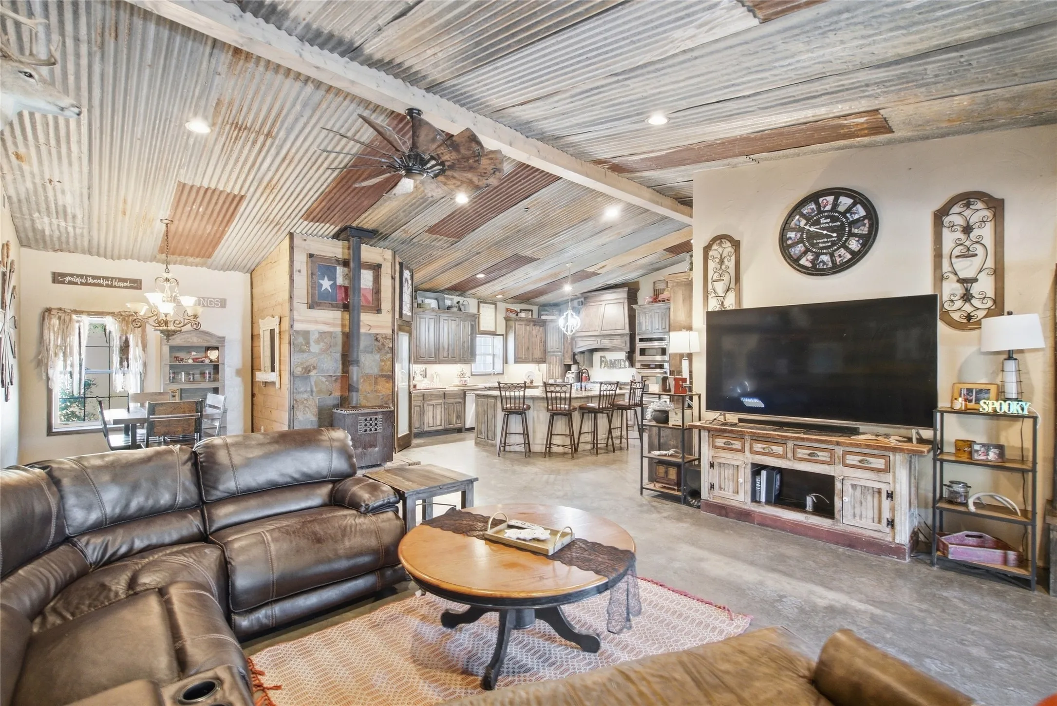 Single Family Residence For Sale in Wise County , 4224 N Fm 730, Decatur, Texas 76234, 4 Bedroom, 3 Bathroom, Garage spaces, 2,700 Sqft, built in 2017, mls#21400893, Real Estate Agent in Decatur, Homes For Sale in Wise county, Homes For Sale in Decatur, Realtor in Decatur Texas, Real Estate Brokerage Independent Realty Texas, Luminita Cordes Realtor