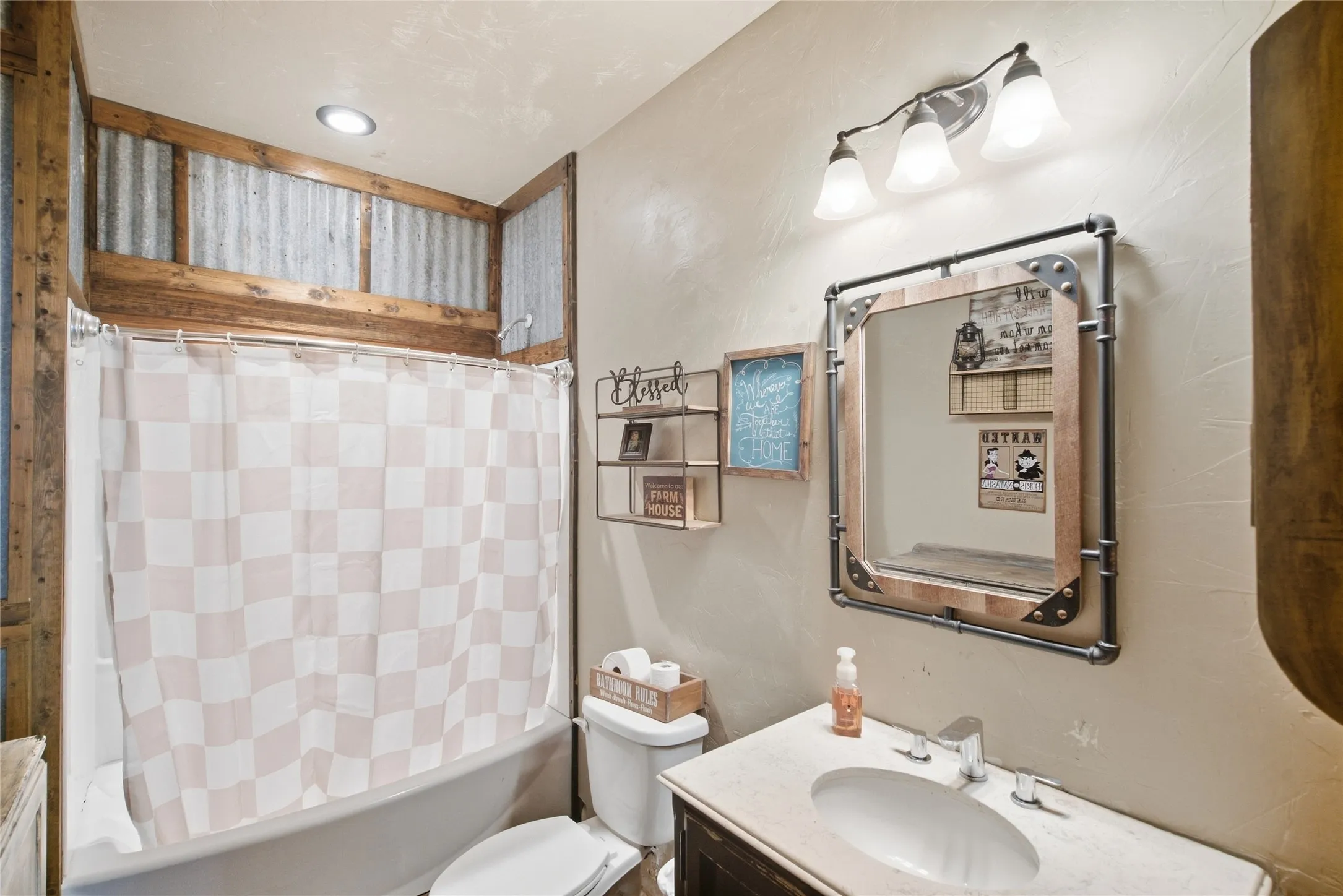 Single Family Residence For Sale in Wise County , 4224 N Fm 730, Decatur, Texas 76234, 4 Bedroom, 3 Bathroom, Garage spaces, 2,700 Sqft, built in 2017, mls#21400893, Real Estate Agent in Decatur, Homes For Sale in Wise county, Homes For Sale in Decatur, Realtor in Decatur Texas, Real Estate Brokerage Independent Realty Texas, Luminita Cordes Realtor