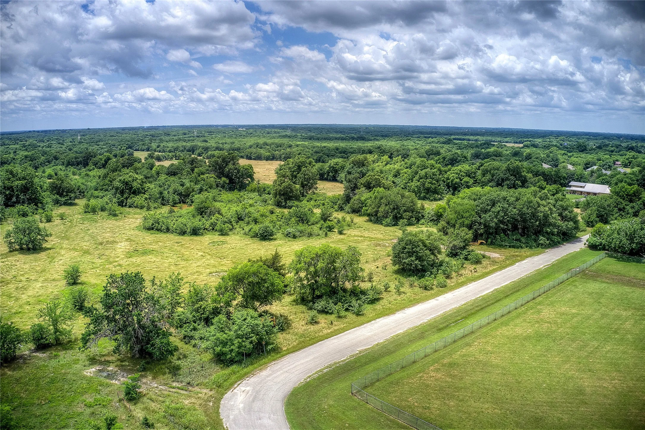 Unimproved Land For Sale in Hunt County , TBD Washington Street, Commerce, Texas 75428, 0, 0, Garage spaces, 0 Sqft, built in 0, mls#21378736, Real Estate Agent in Commerce, Homes For Sale in Hunt county, Homes For Sale in Commerce, Realtor in Commerce Texas, Real Estate Brokerage Independent Realty Texas, Luminita Cordes Realtor