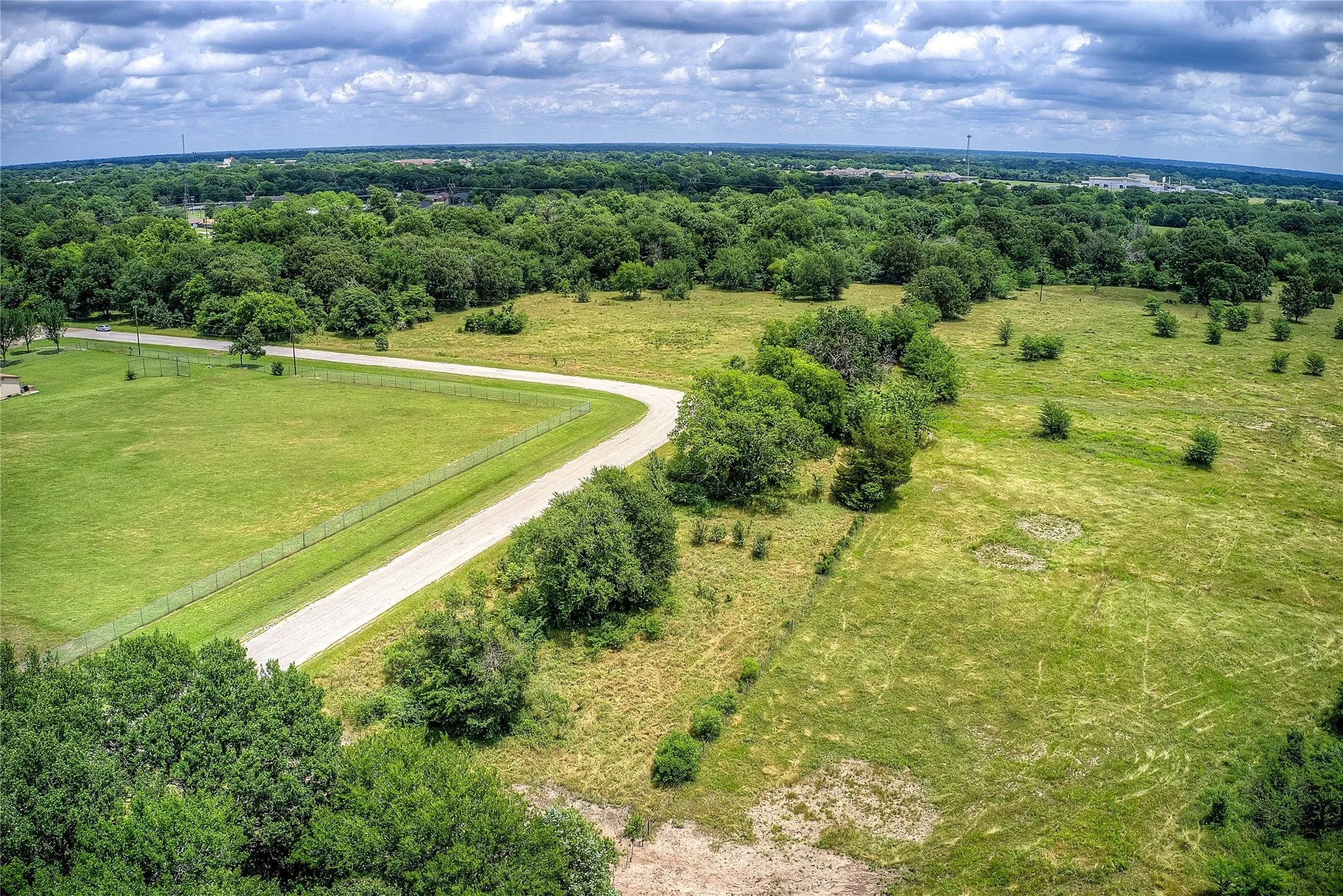 Unimproved Land For Sale in Hunt County , TBD Washington Street, Commerce, Texas 75428, 0, 0, Garage spaces, 0 Sqft, built in 0, mls#21378736, Real Estate Agent in Commerce, Homes For Sale in Hunt county, Homes For Sale in Commerce, Realtor in Commerce Texas, Real Estate Brokerage Independent Realty Texas, Luminita Cordes Realtor