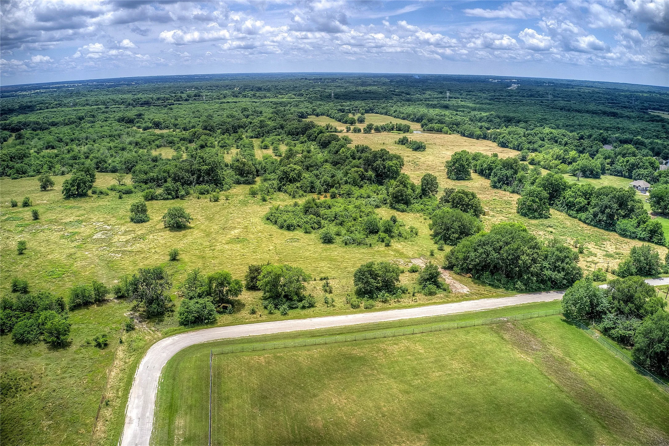 Unimproved Land For Sale in Hunt County , TBD Washington Street, Commerce, Texas 75428, 0, 0, Garage spaces, 0 Sqft, built in 0, mls#21378736, Real Estate Agent in Commerce, Homes For Sale in Hunt county, Homes For Sale in Commerce, Realtor in Commerce Texas, Real Estate Brokerage Independent Realty Texas, Luminita Cordes Realtor