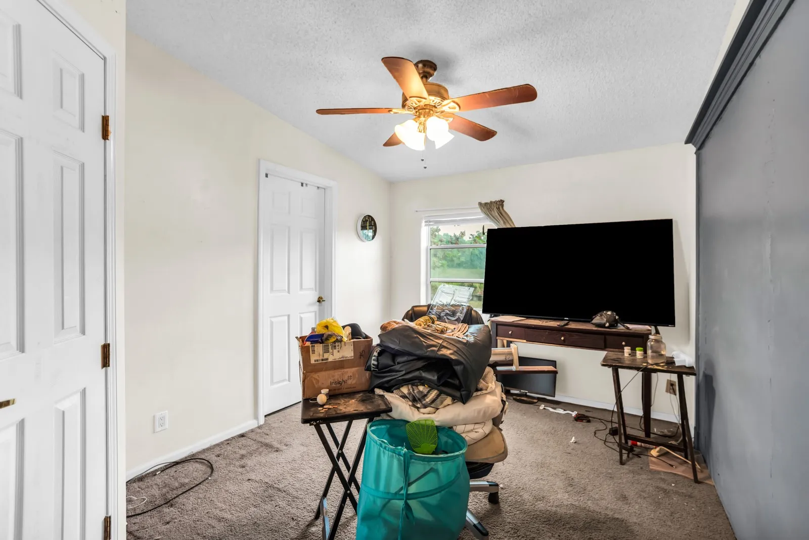Mobile Home For Sale in Wood County , 1262 Fm 1647, Winnsboro, Texas 75494, 5 Bedroom, 3 Bathroom, Garage spaces, 2,432 Sqft, built in 2002, mls#21395994, Real Estate Agent in Winnsboro, Homes For Sale in Wood county, Homes For Sale in Winnsboro, Realtor in Winnsboro Texas, Real Estate Brokerage Independent Realty Texas, Luminita Cordes Realtor
