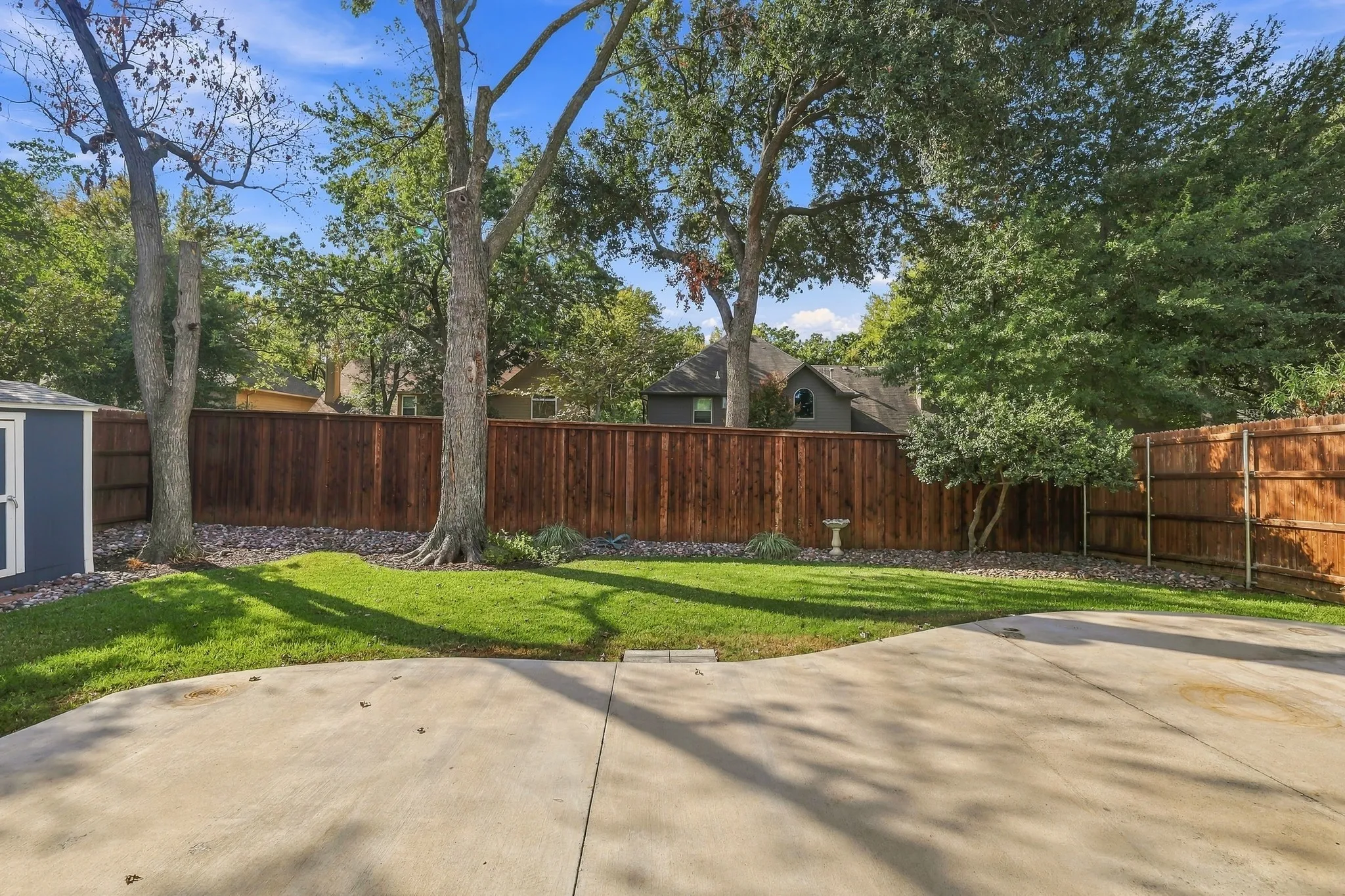 Single Family Residence For Rent in Tarrant County , 515 Post Oak Road, Grapevine, Texas 76051, 3 Bedroom, 2 Bathroom, 2 Garage spaces, 1,537 Sqft, built in 1986, mls#21387647, Real Estate Agent in Grapevine, Homes For Rent in Tarrant county, Homes For Rent in Grapevine, Realtor in Grapevine Texas, Real Estate Brokerage Independent Realty Texas, Luminita Cordes Realtor