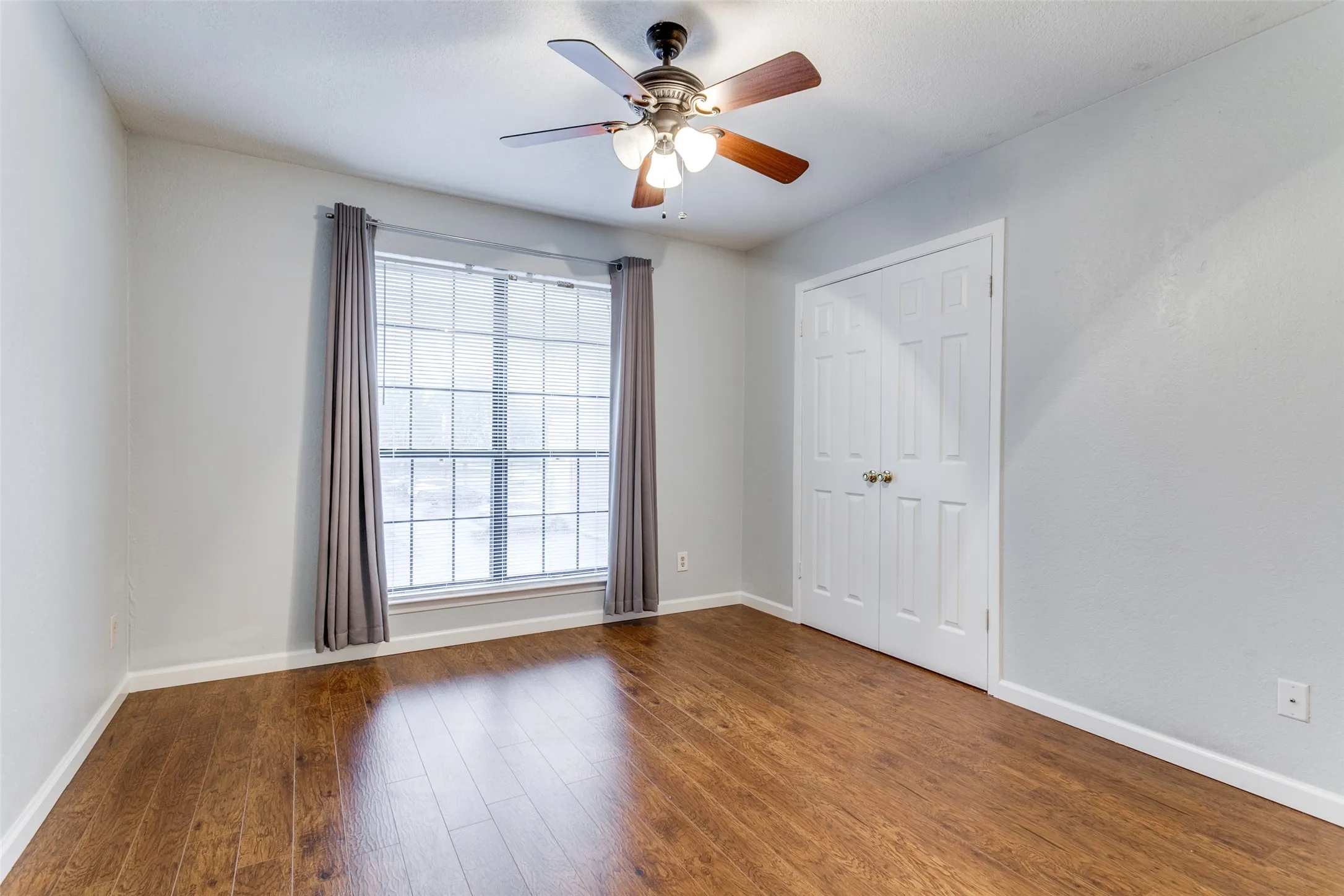 Condominium For Rent in Dallas County , 3904 Rawlins Street 111, Dallas, Texas 75219, 2 Bedroom, 3 Bathroom, Garage spaces, 1,077 Sqft, built in 1981, mls#21394106, Real Estate Agent in Dallas, Homes For Rent in Dallas county, Homes For Rent in Dallas, Realtor in Dallas Texas, Real Estate Brokerage Independent Realty Texas, Luminita Cordes Realtor