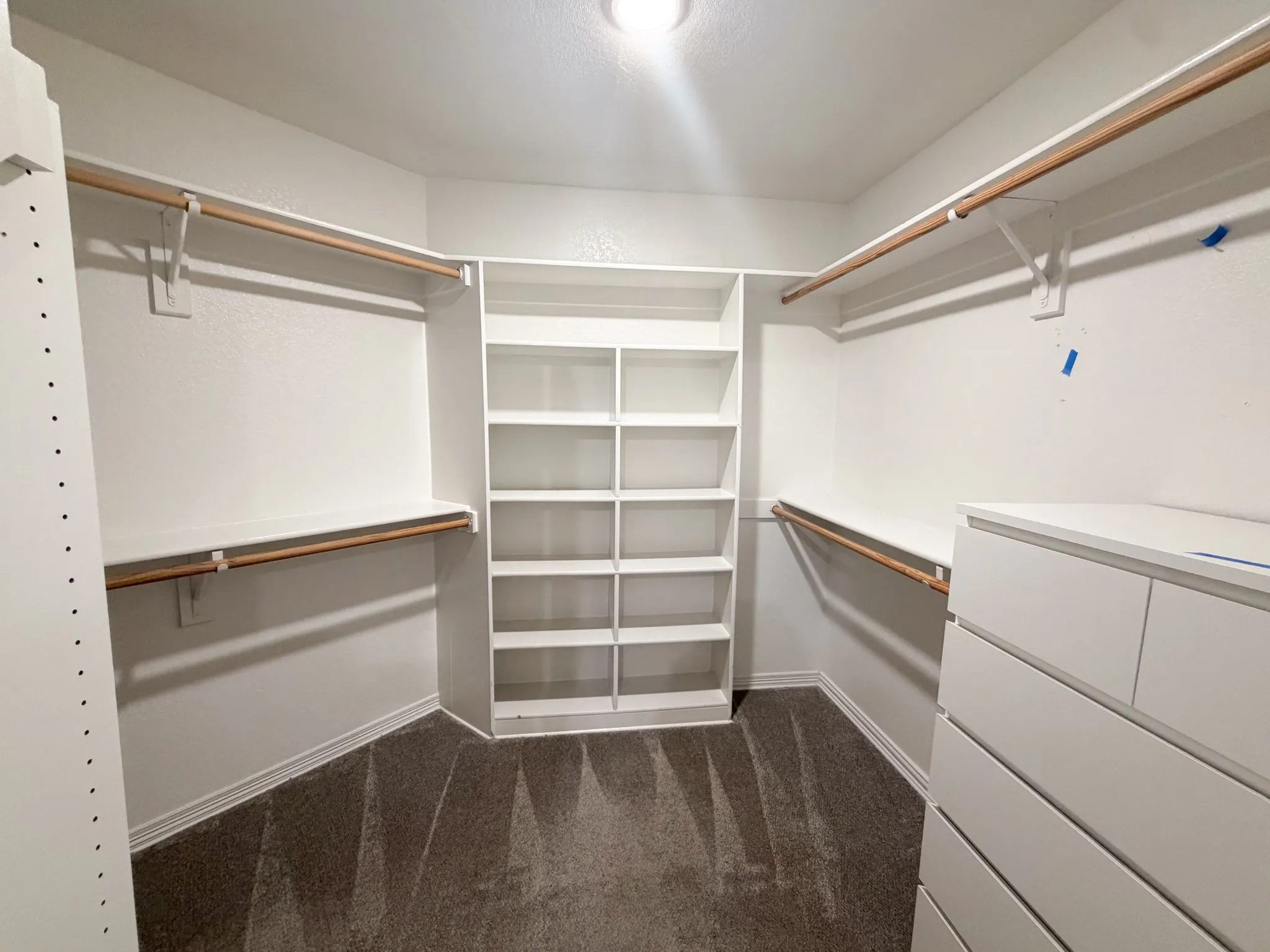 Townhouse For Rent in Ellis County , 2 Country Club Place, Waxahachie, Texas 75165, 3 Bedroom, 2 Bathroom, 2 Garage spaces, 1,634 Sqft, built in 1998, mls#21400907, Real Estate Agent in Waxahachie, Homes For Rent in Ellis county, Homes For Rent in Waxahachie, Realtor in Waxahachie Texas, Real Estate Brokerage Independent Realty Texas, Luminita Cordes Realtor
